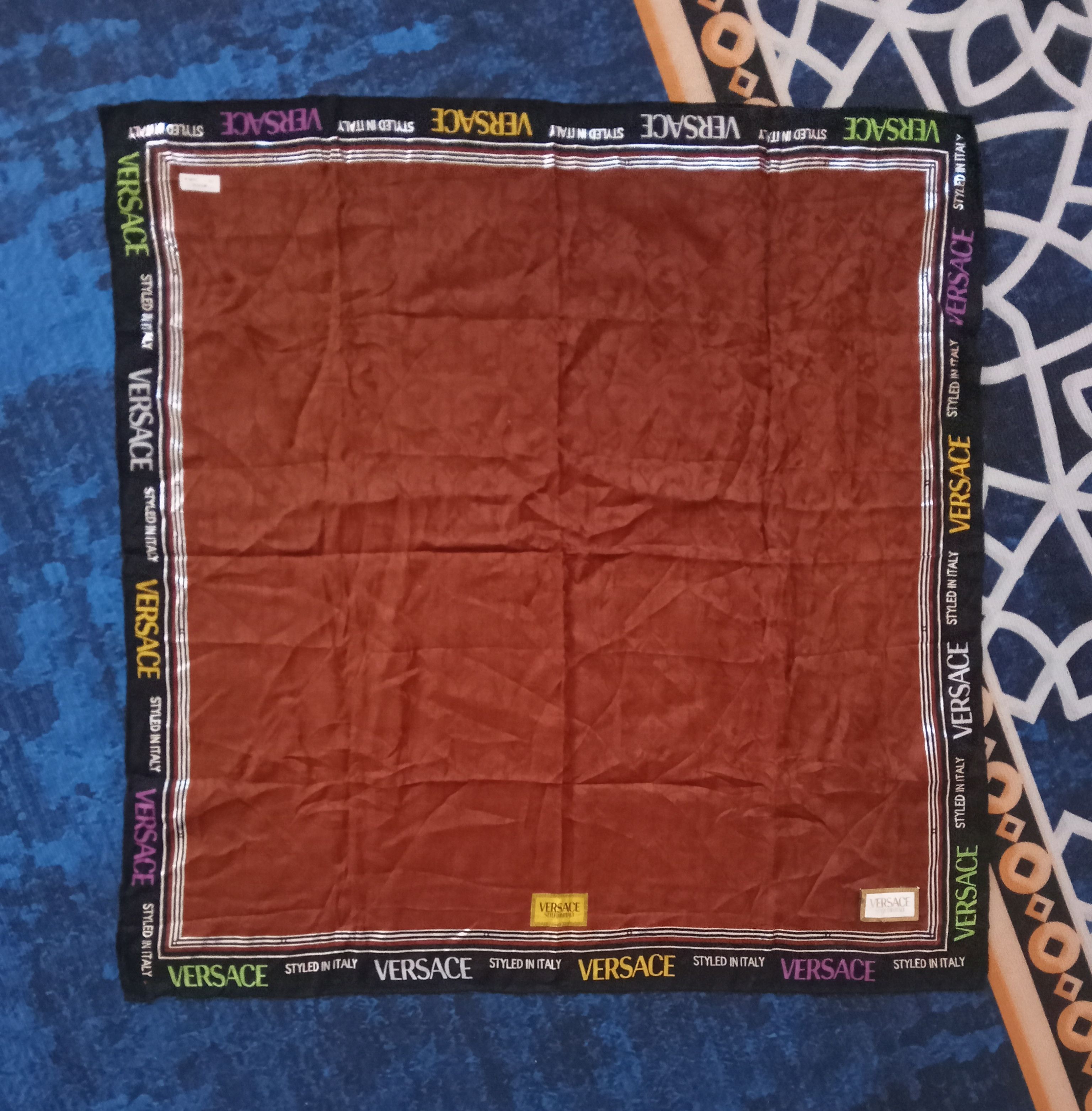 Versace Versace Handkerchief 52cm x 50.5cm. Size ONE SIZE - 1 Thumbnail