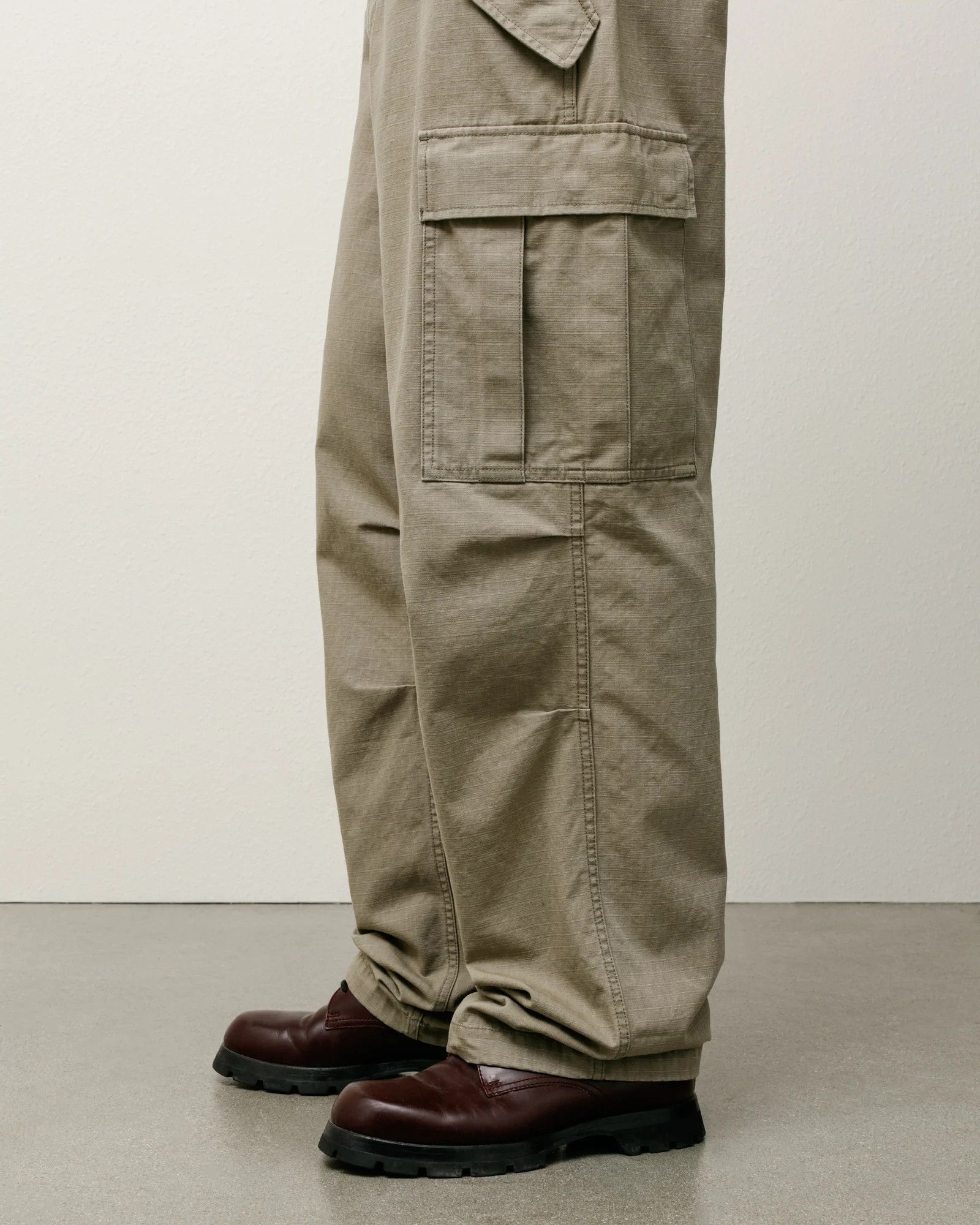 パンツ stussy MILITARY CARGO LEATHER PANT STUSSY（ステューシー） MILITARY CG PANT LTH ミリタリー レザー