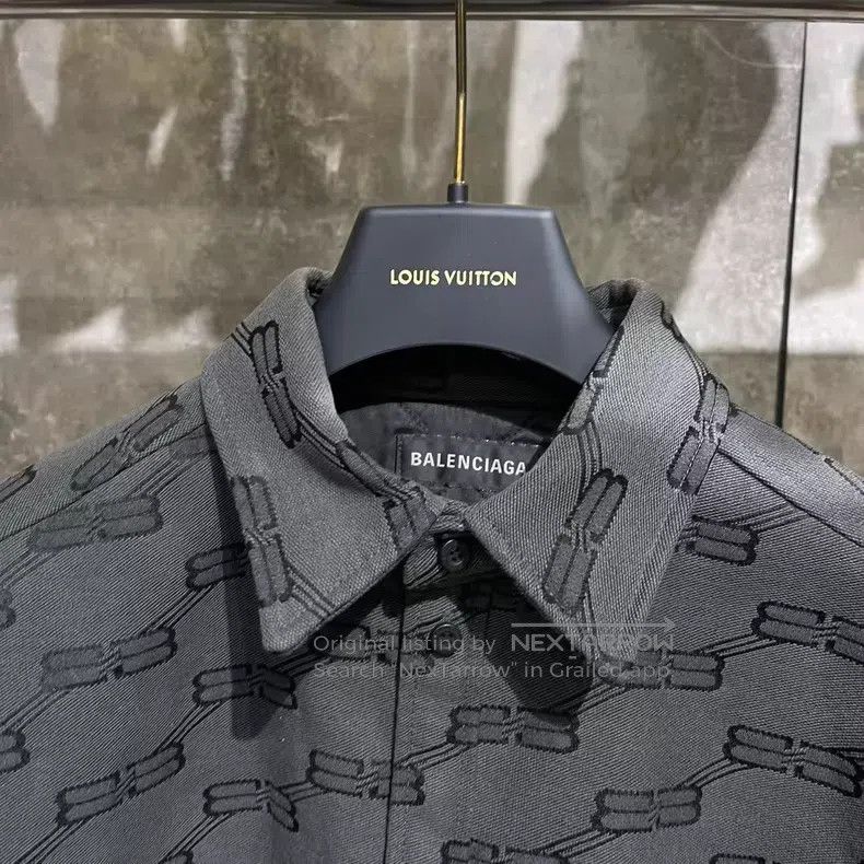 Balenciaga Balenciaga Full Print Black and Grey Dual-Arm Lock Logo Co Size US S / EU 44-46 / 1 - 4 Thumbnail
