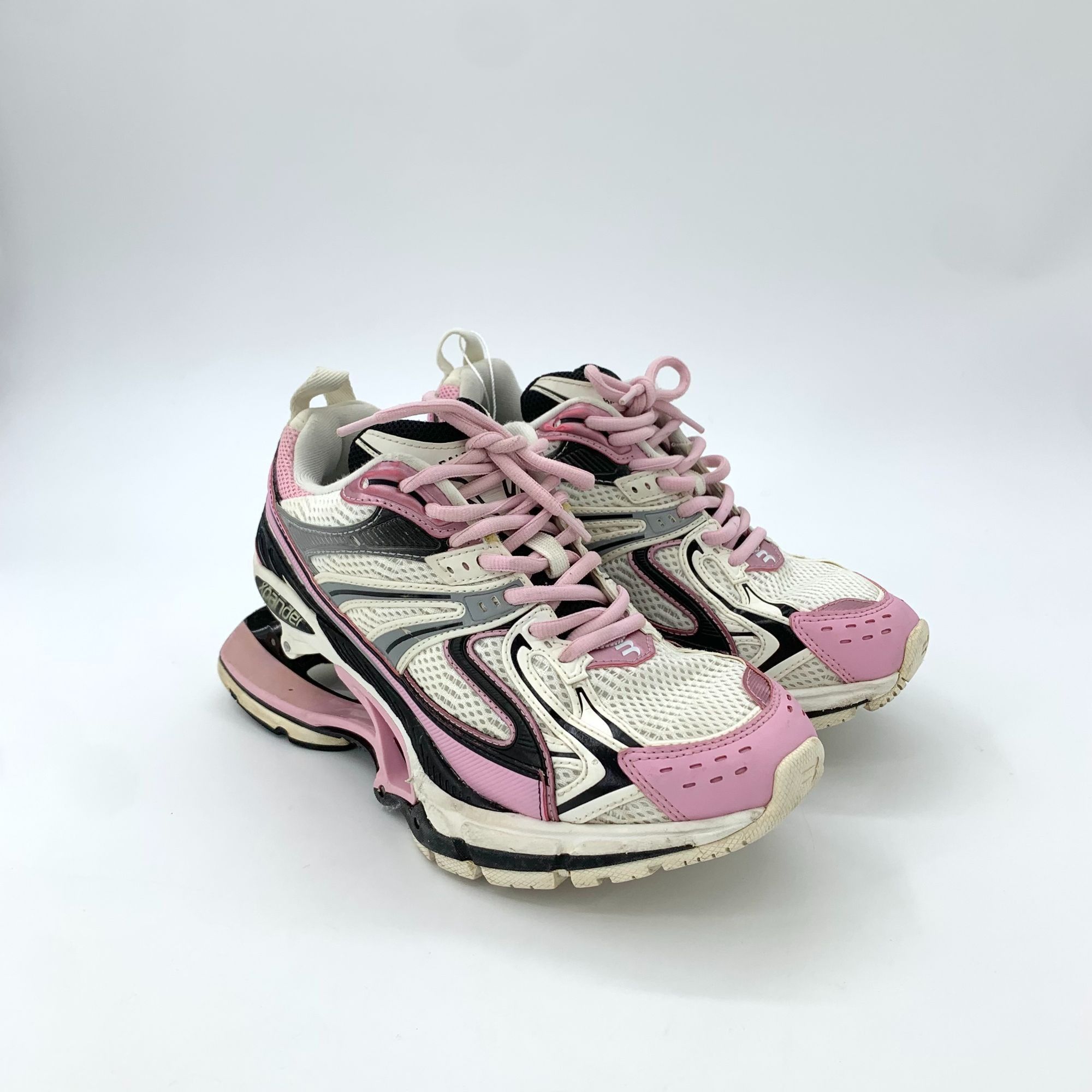 Balenciaga Balenciaga Womens Track 36 Sneakers Pink/White Mesh & Leathe Size US 6 / IT 36 - 2 Thumbnail
