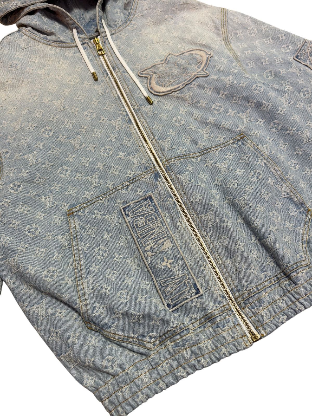 Louis Vuitton × NBA Louis Vuitton NBA Blue Denim Monogram Bomber Jacket Size US L / EU 52-54 / 3 - 8 Thumbnail
