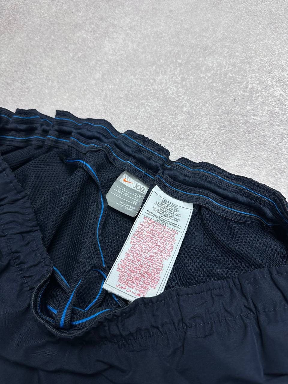 Nike Vintage Nike Swoosh Nylon Y2K Tn Skepta Style Track Pants 38 Size US 38 / EU 54 - 4 Thumbnail