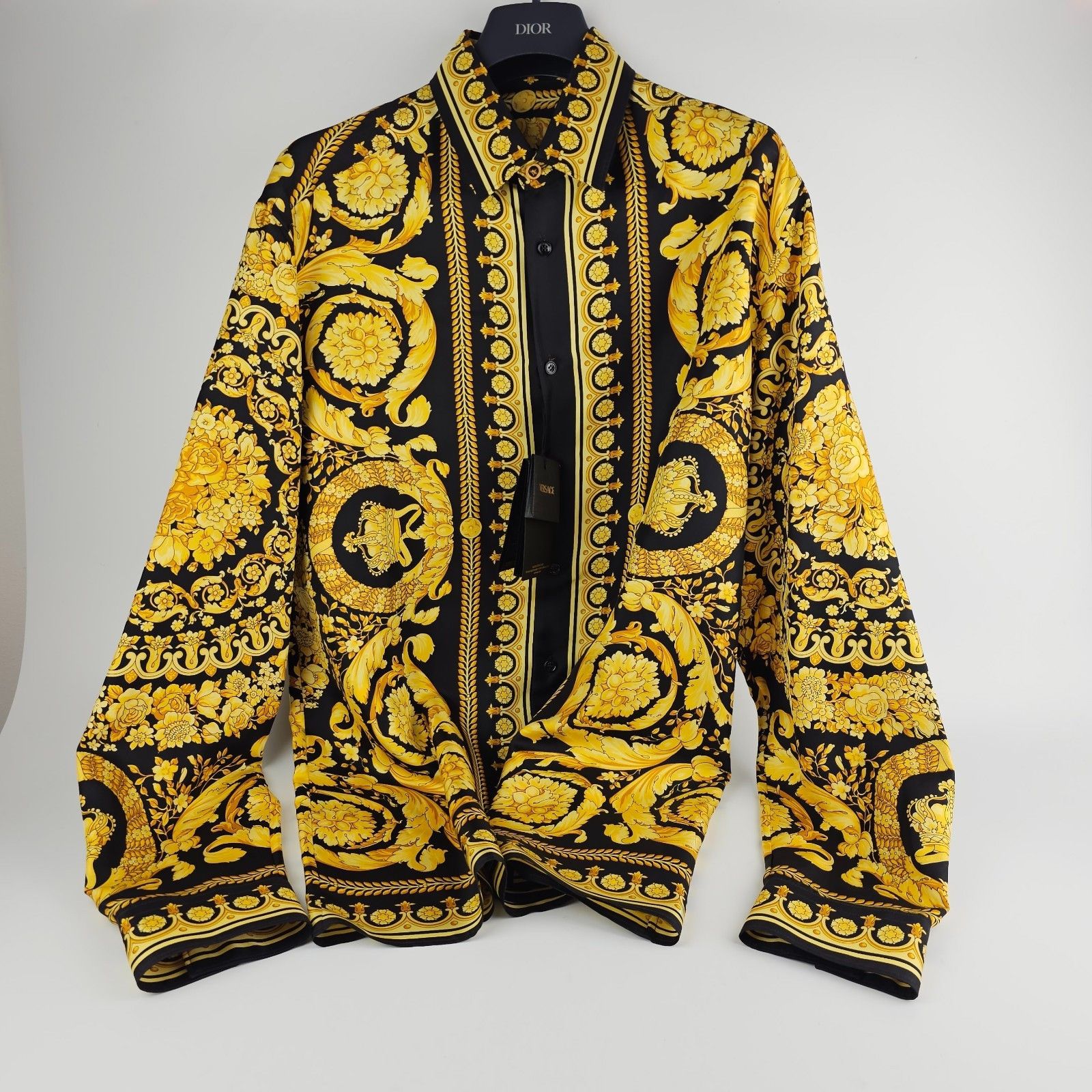 Versace VERSACE Silk Shirt New & Authentic (Men's size:XL;) Size US XL / EU 56 / 4 - 2 Thumbnail