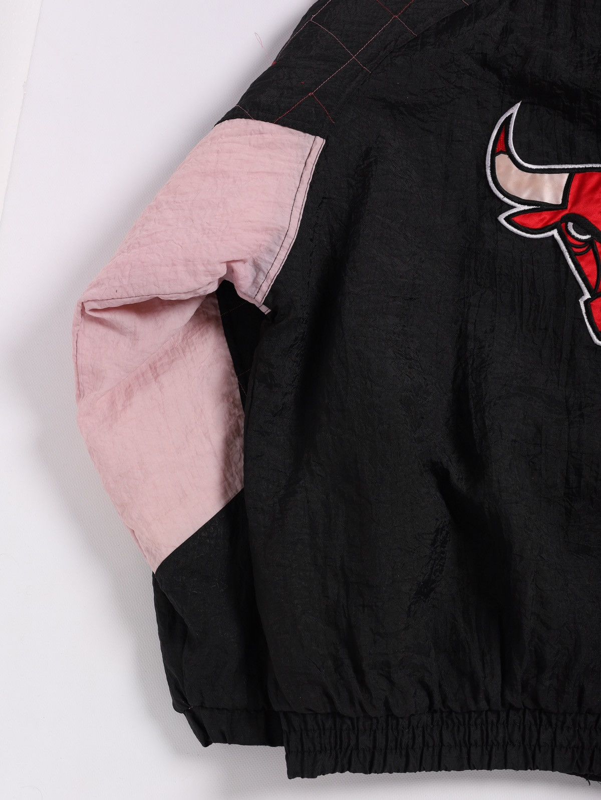 NBA Vintage Starter Chicago Bulls Bomber Jacket Size US XL / EU 56 / 4 - 17 Thumbnail