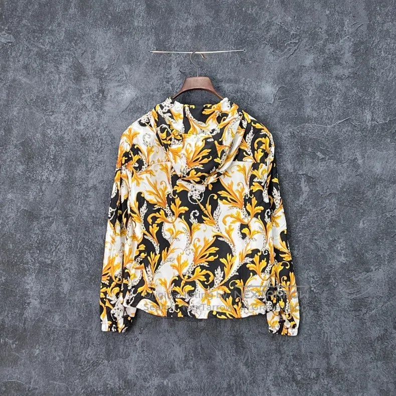 Versace Versace Floral hooded jacket Size US M / EU 48-50 / 2 - 2 Thumbnail