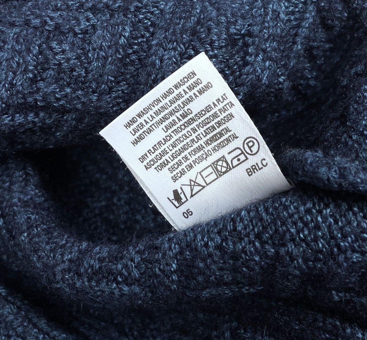 Burberry Vintage Burberry Wool Embroidered Logo Crew Knit Sweater L Size US L / EU 52-54 / 3 - 14 Thumbnail