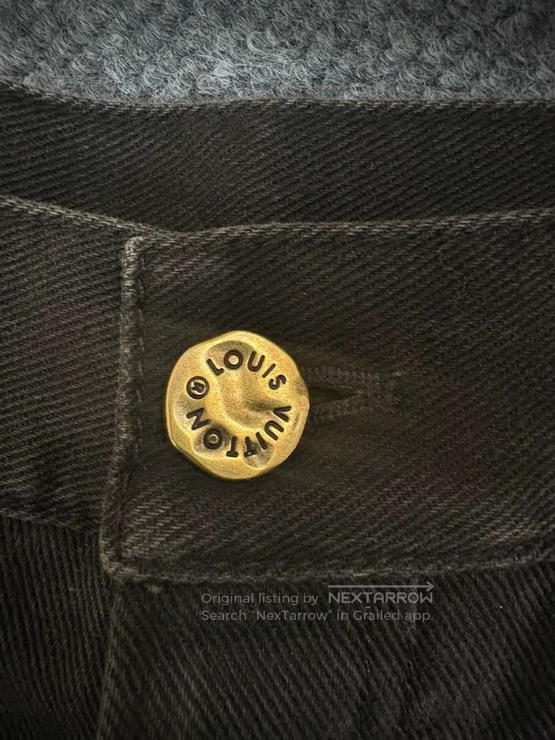 Louis Vuitton Louis Vuitton Back pocket graffiti logo jeans Size US 30 / EU 46 - 7 Thumbnail