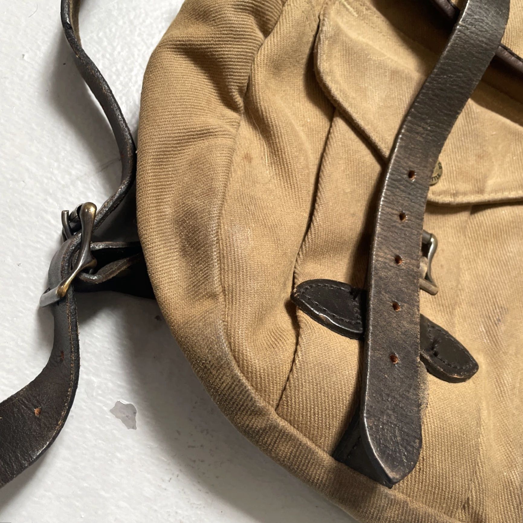 Filson VINTAGE Filson Backpack One size Brown Canvas Leather Cotton 1990s USA Rugged Hiking Travel Rucksack Zipper Talon Size ONE SIZE - 3 Thumbnail