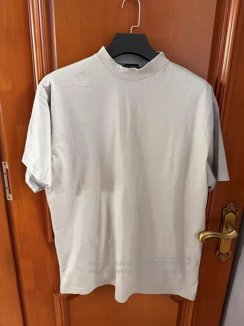 Balenciaga Balenciaga Gray Back Embroidered Logo Short Sleeve T-Shirt Size US M / EU 48-50 / 2 - 2 Thumbnail