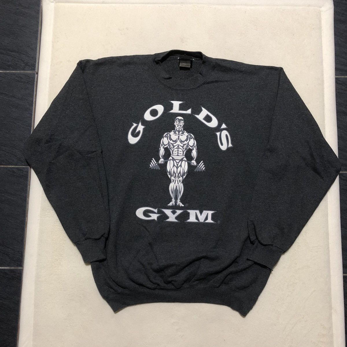Vintage GOLD'S GYM Big Logo Sweatshirt