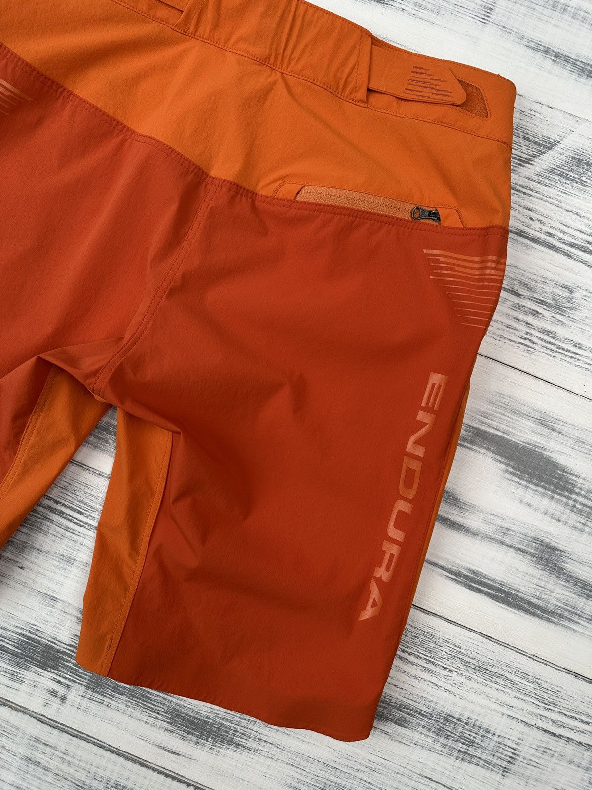 Other ENDURA Men’s SingleTrack Lite MTB Trail Shorts Orange size S Size US 30 / EU 46 - 8 Thumbnail