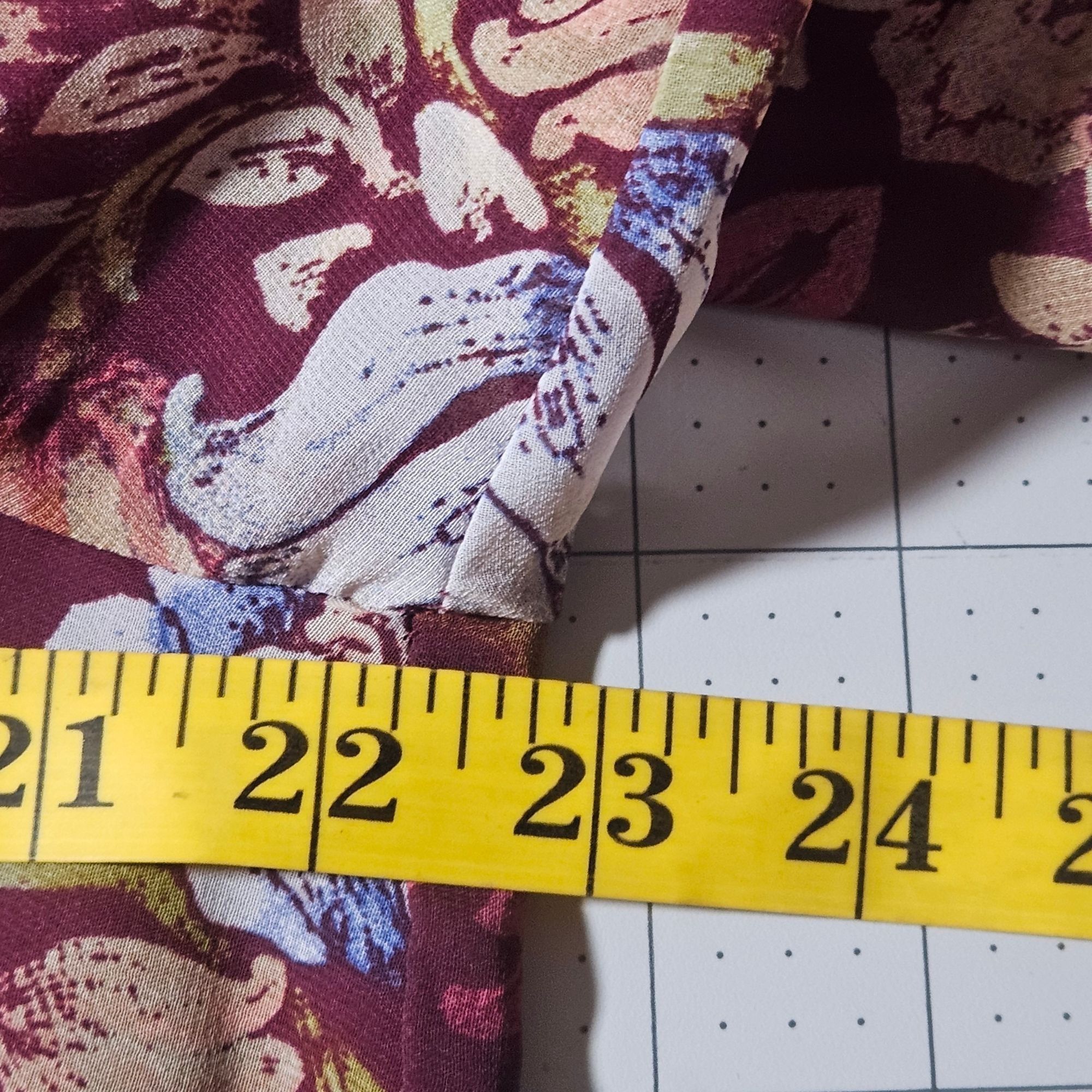 Other Valerie Stevens Women’s Floral Blouse 1X Burgundy Long Sleev Size XL / US 12-14 / IT 48-50 - 4 Thumbnail