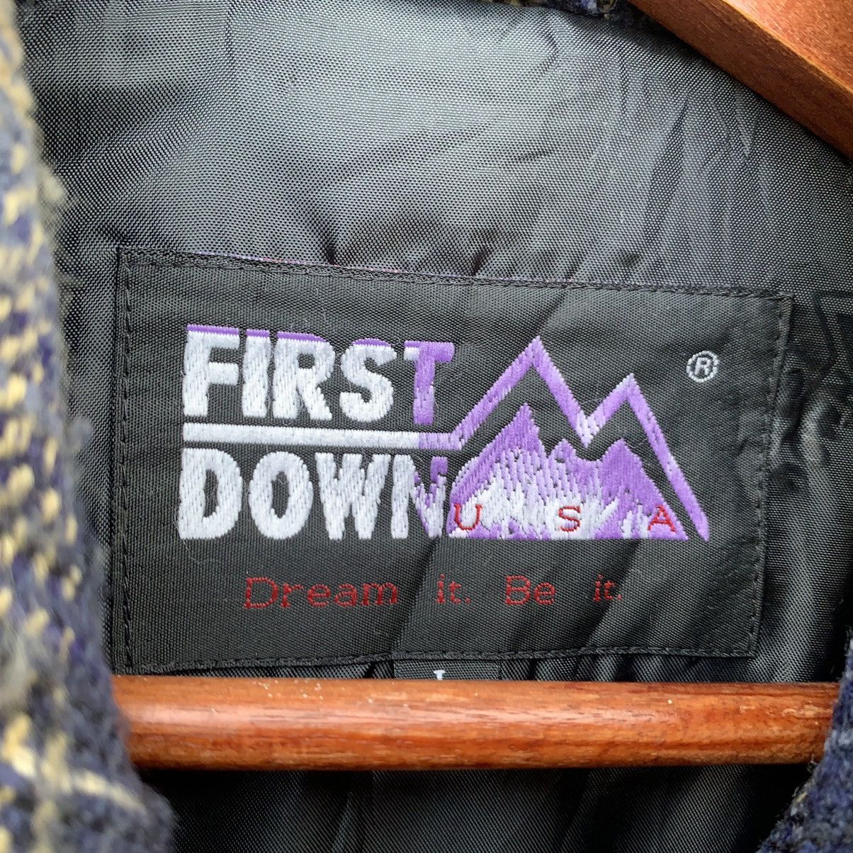First Down Plaid Flanell Zipper