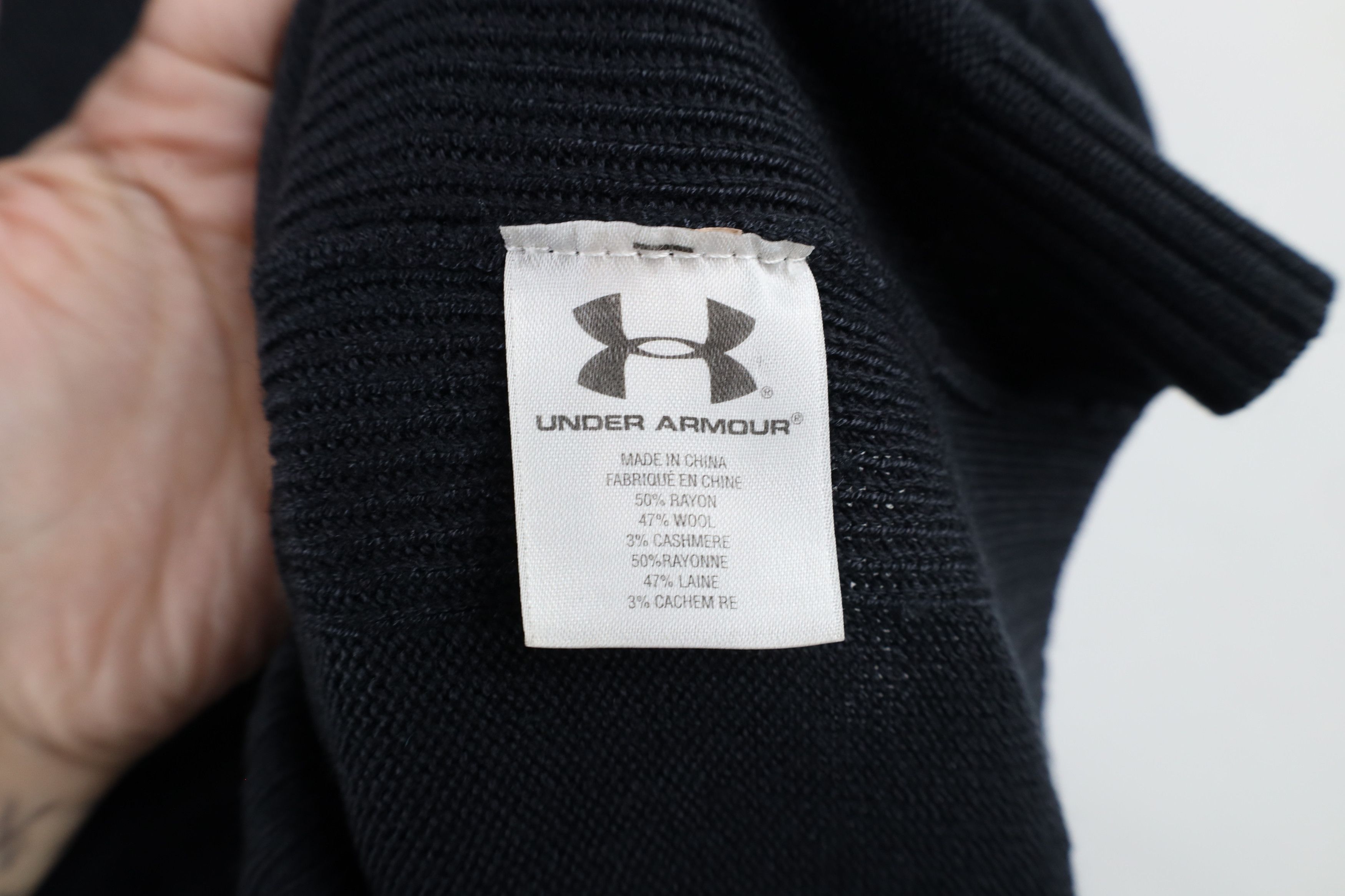 Under Armour × Vintage Vintage Under Armour Cashmere Blend Knit Sweater Vest Black Size US L / EU 52-54 / 3 - 6 Thumbnail