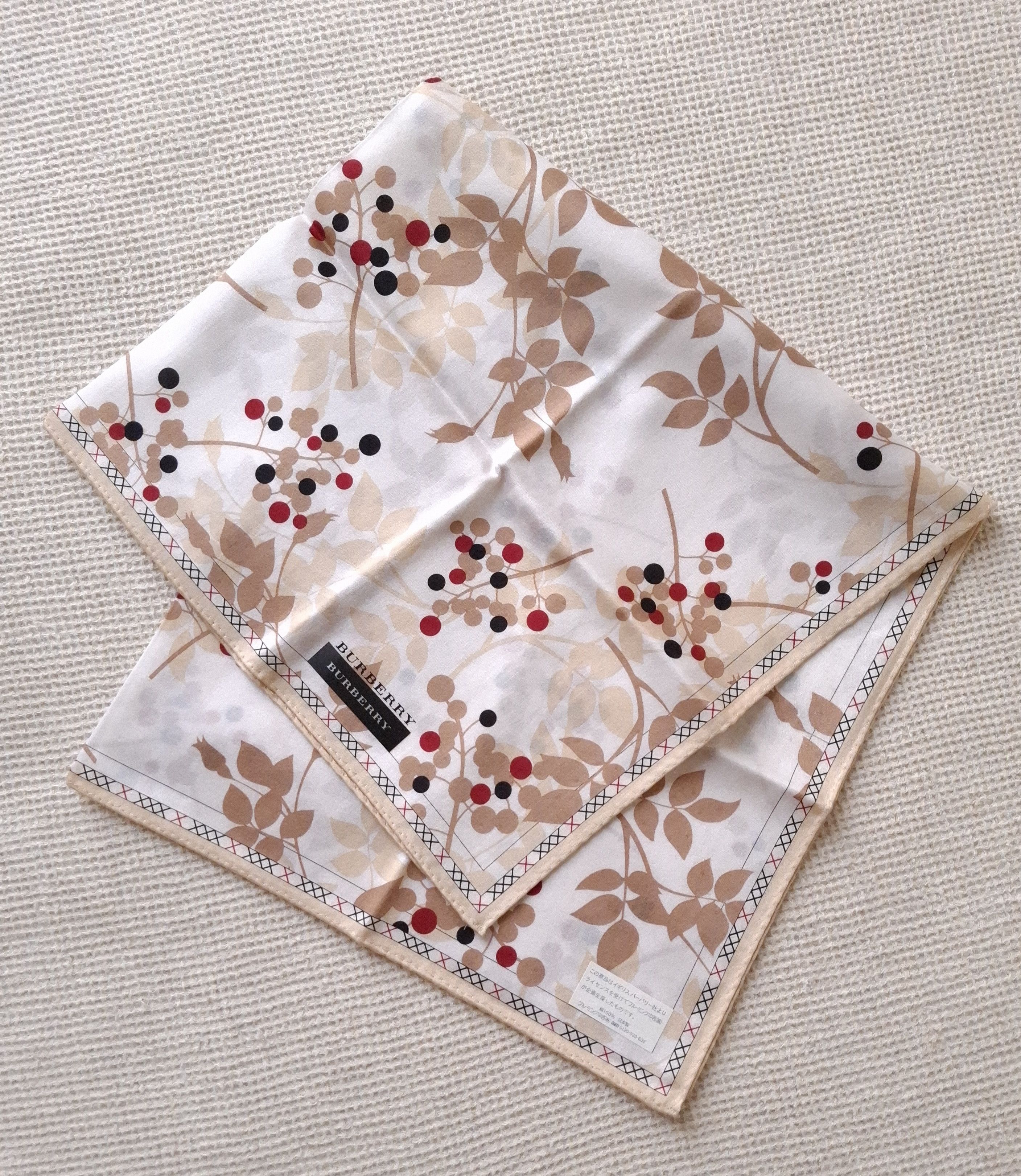 Burberry × Vintage NEW Vintage Burberry Bandana/Handkerchief/scarf Japan Size ONE SIZE - 1 Thumbnail