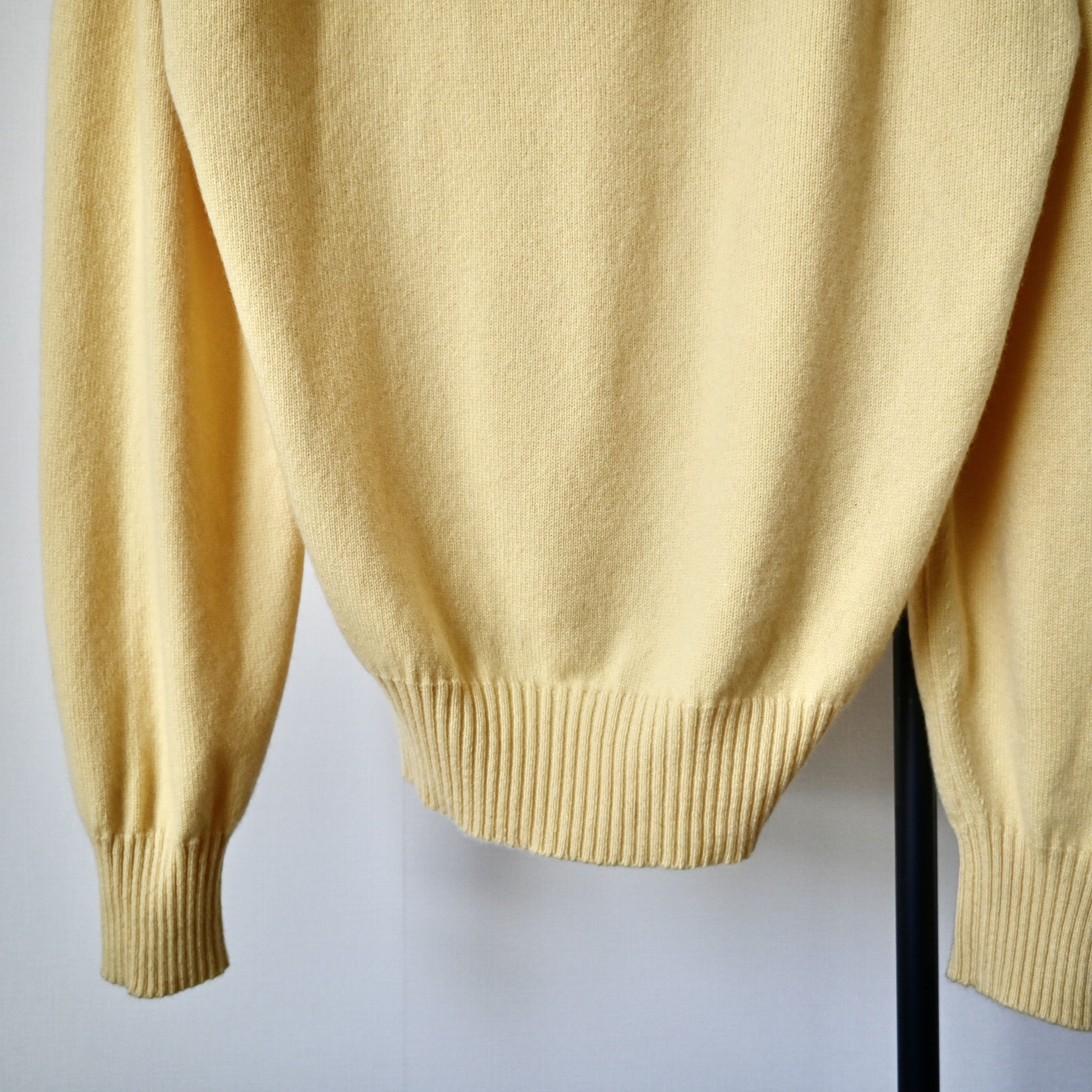 Barneys New York VTG 1990s Kilgour for BARNEYS NY Scottish cashmere sweater Size US L / EU 52-54 / 3 - 4 Thumbnail