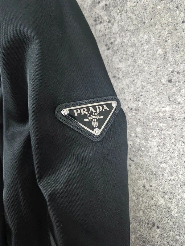 Prada Prada Men's Black Re-Nylon Full Zip Bomber Jacket Size L Size US L / EU 52-54 / 3 - 3 Thumbnail