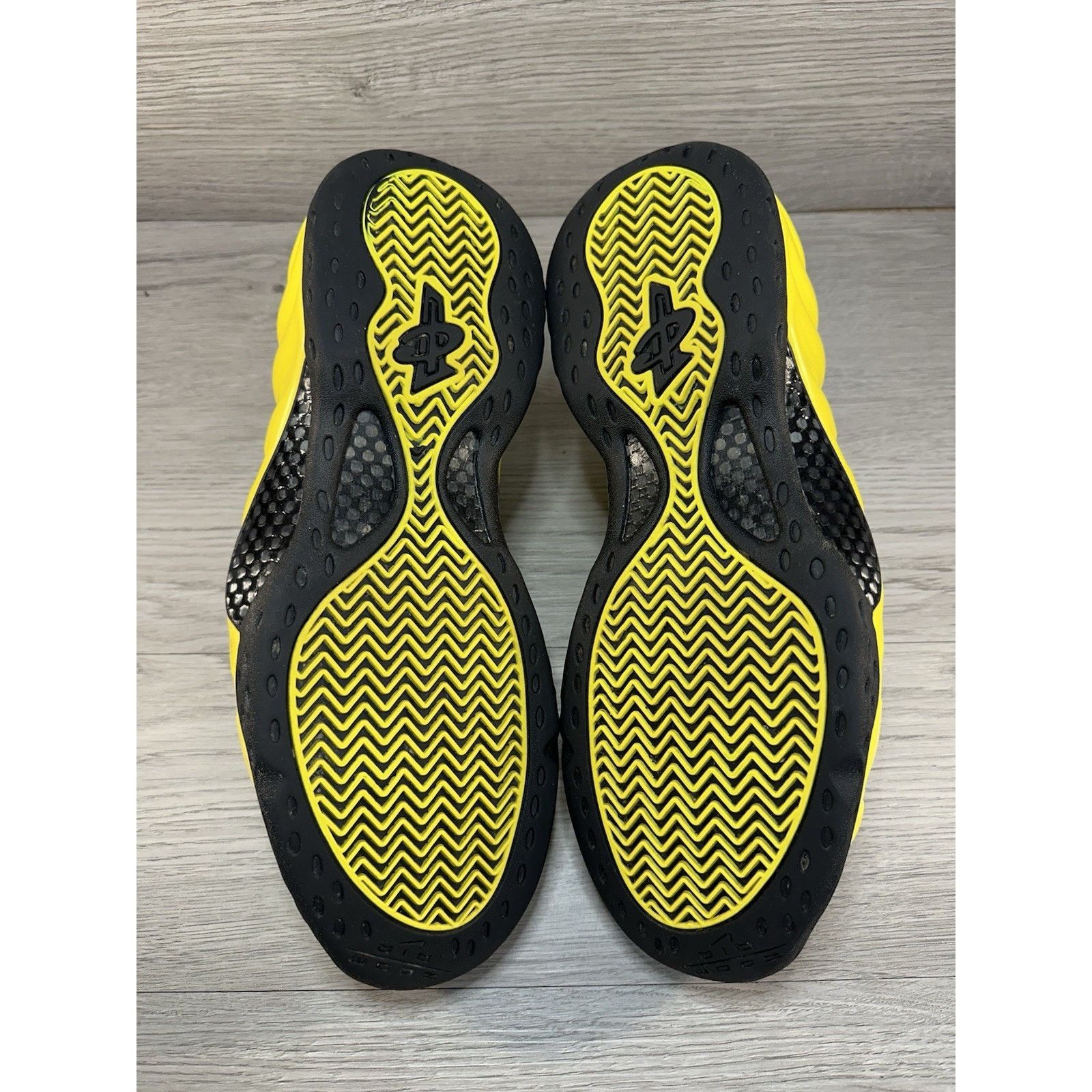 Nike Nike Air Foamposite One Wu Tang - Size 15 Size US 15 / EU 48 - 6 Thumbnail