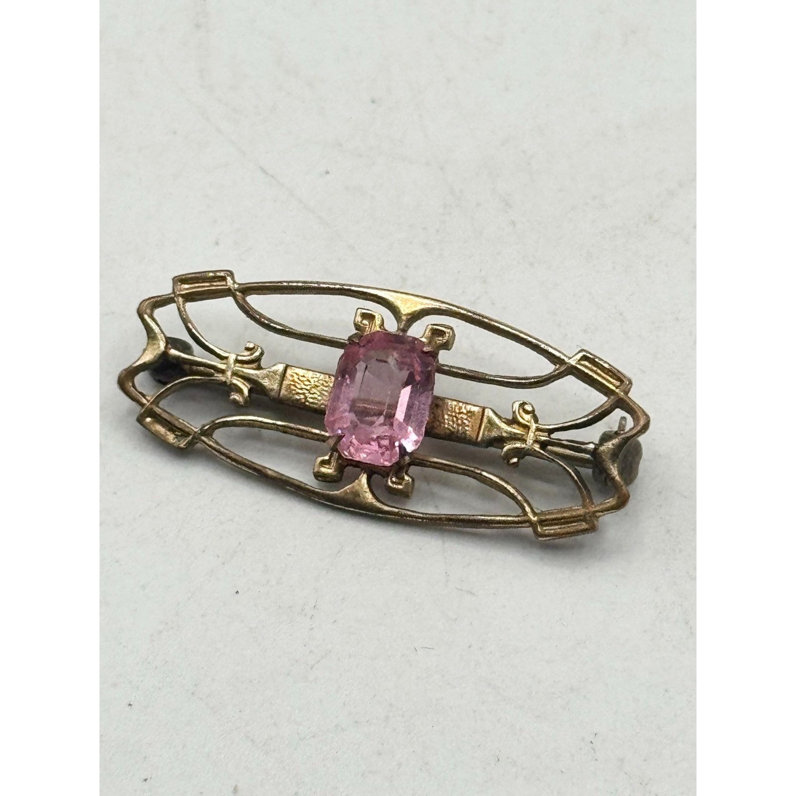 Vintage White Co gold filled pink glass estate brooch pin Size ONE SIZE - 2 Thumbnail
