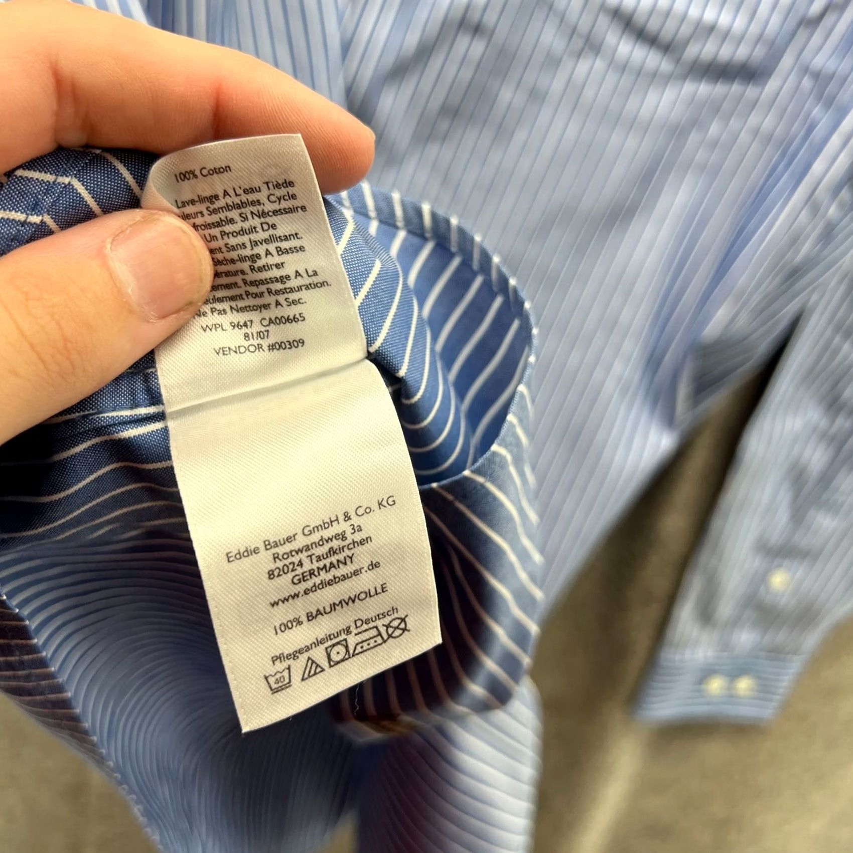 Eddie Bauer VINTAGE Eddie Bauer Shirt Mens M Blue Men Adult Casual Button Striped Cotton Size US M / EU 48-50 / 2 - 4 Thumbnail