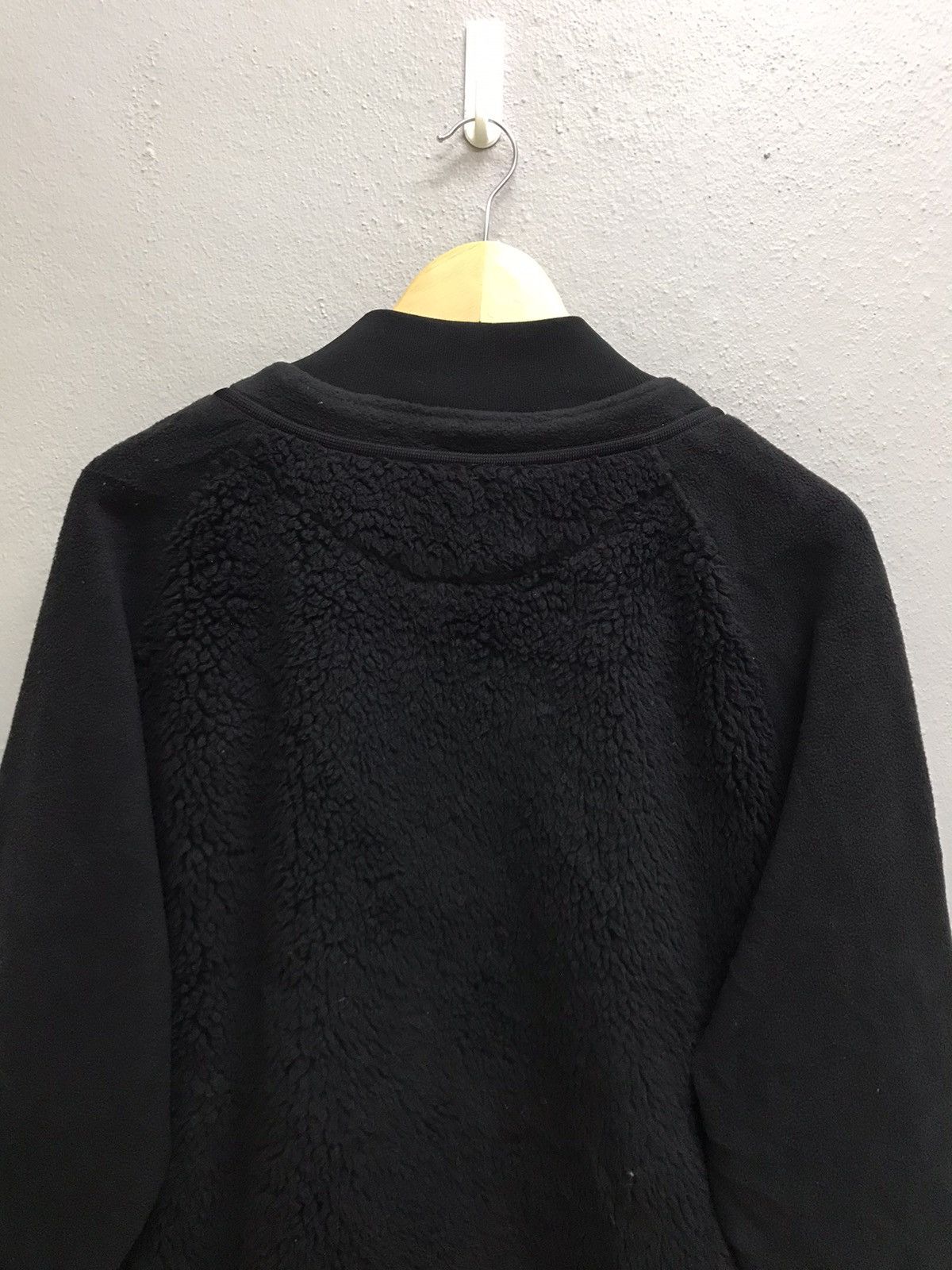 Uniqlo × White Mountaineering UNIQLO X WHITE MOUNTAINEERING BOMBER FLEECE JACKET Size US L / EU 52-54 / 3 - 7 Thumbnail