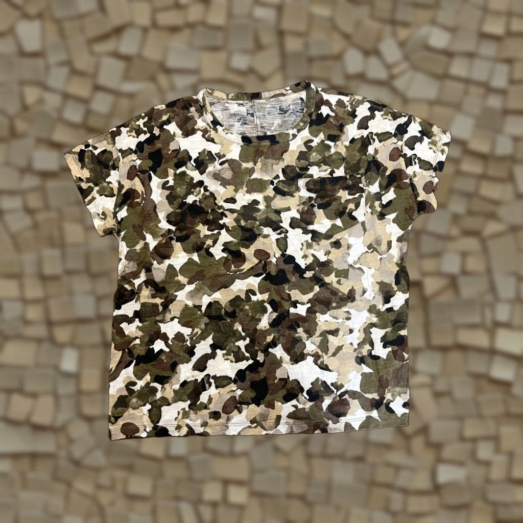 Banana Republic Banana Republic Shirt Women's XS Brown Green White Cozy Slub Camouflage Short Sleeve Round Neck Pullover Cropped T-Shirt Casual Size XS / US 0-2 / IT 36-38 - 1 Thumbnail