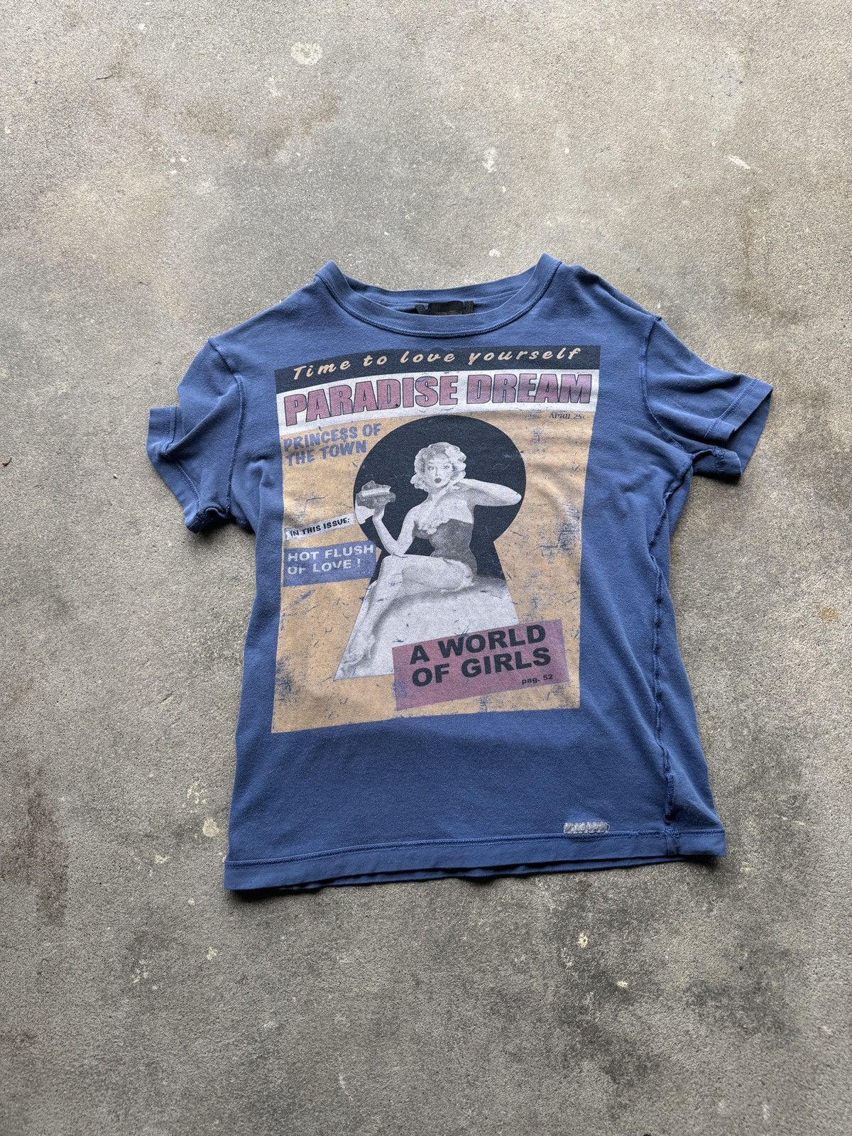 Dolce & Gabbana D&G Vintage Graphic T-Shirt Y2K Magazine