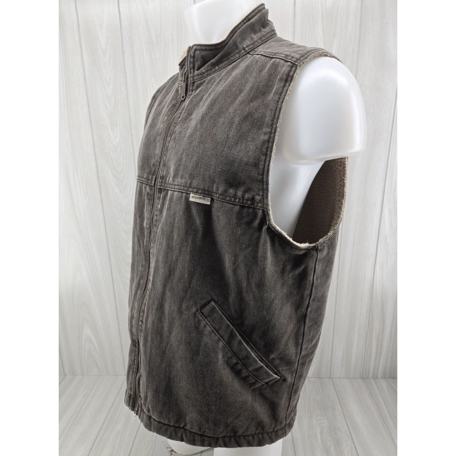 Vintage VINTAGE Wolverine Men's Large Brown Fleece Lined Canvas Work Vest Size US L / EU 52-54 / 3 - 4 Thumbnail