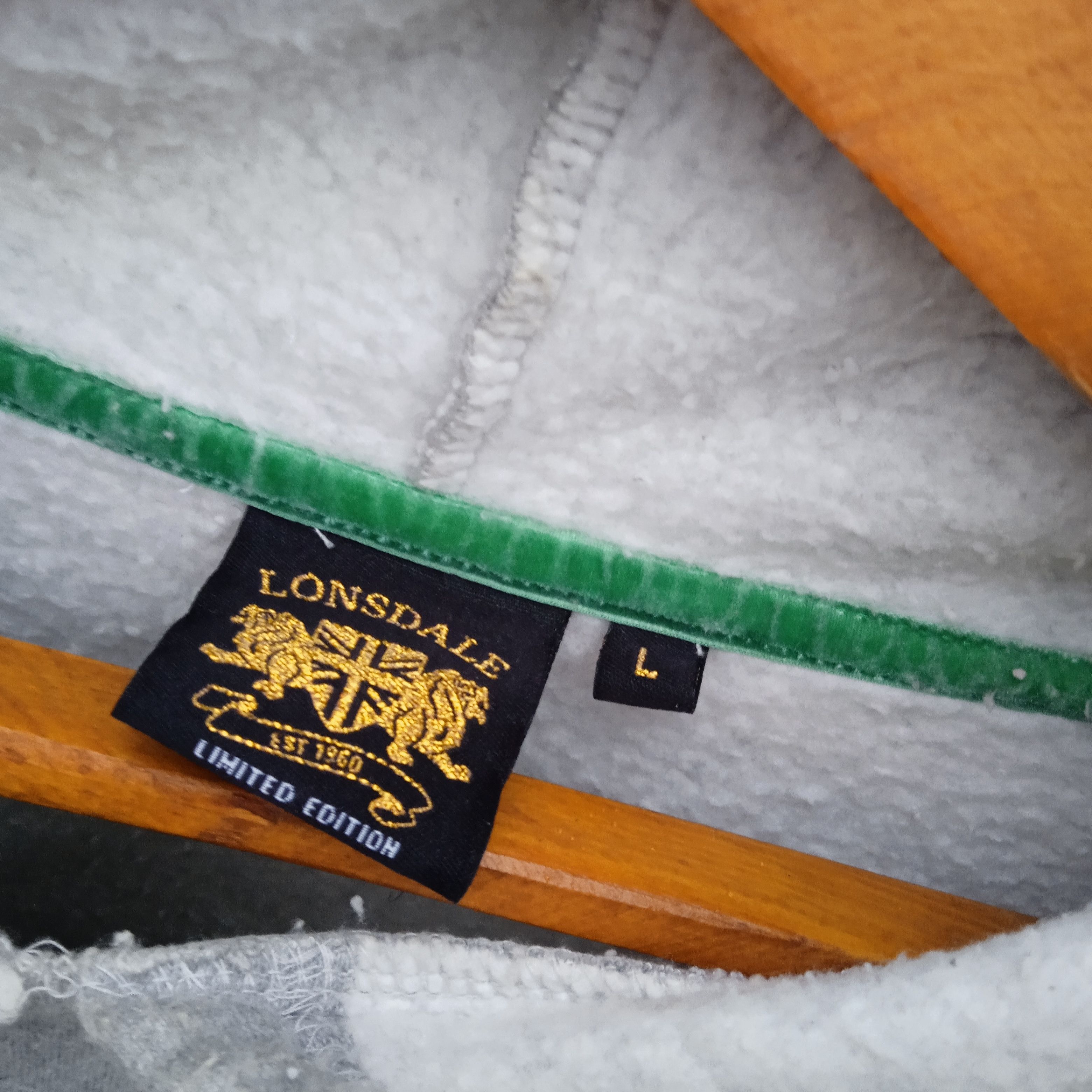 Lonsdale Lonsdale vintage hoodie avntgarde limited Size US L / EU 52-54 / 3 - 7 Thumbnail