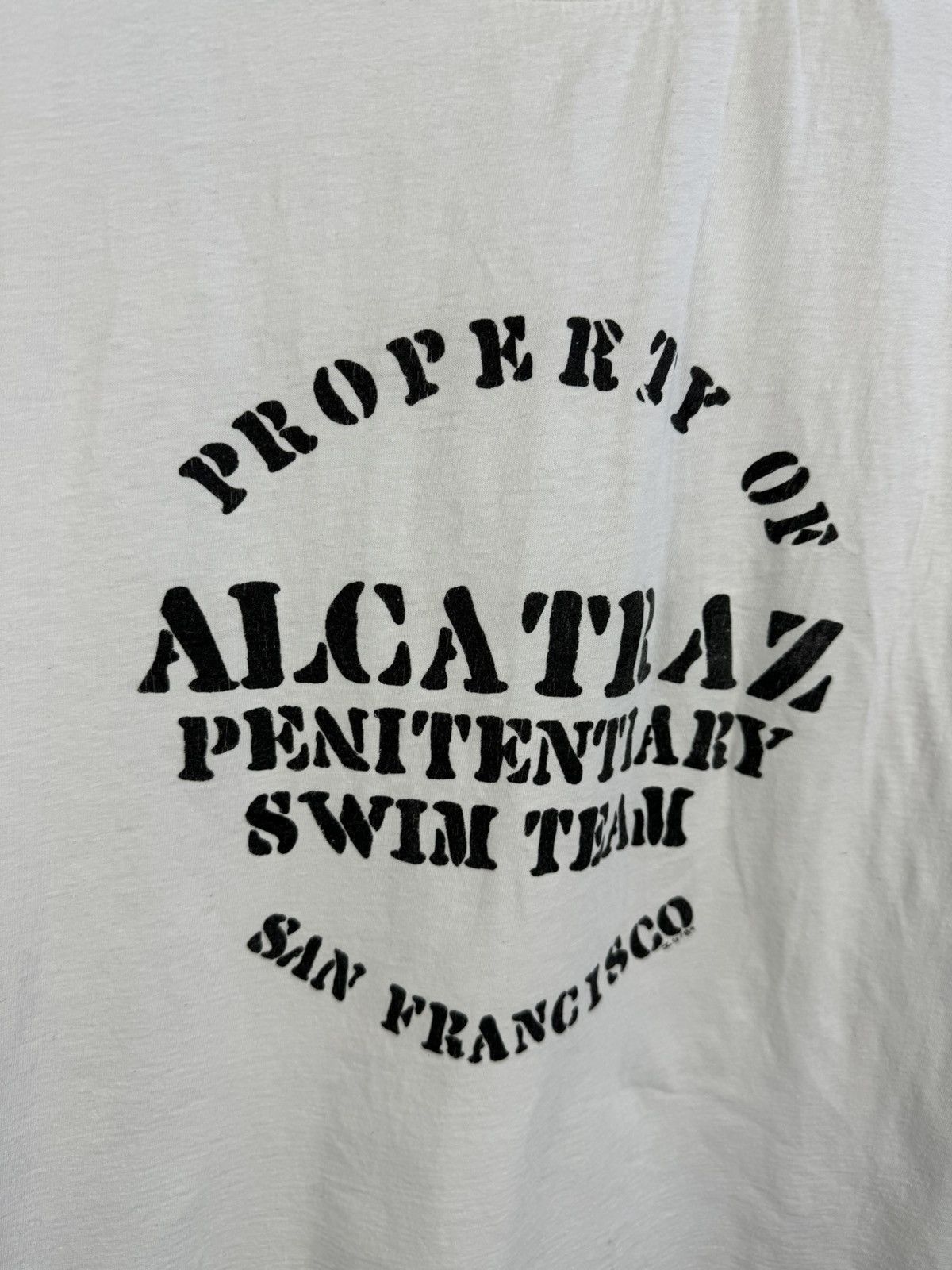 Vintage Vintage 1984 Alcatraz San Francisco Swim Team Tee Size US L / EU 52-54 / 3 - 2 Thumbnail