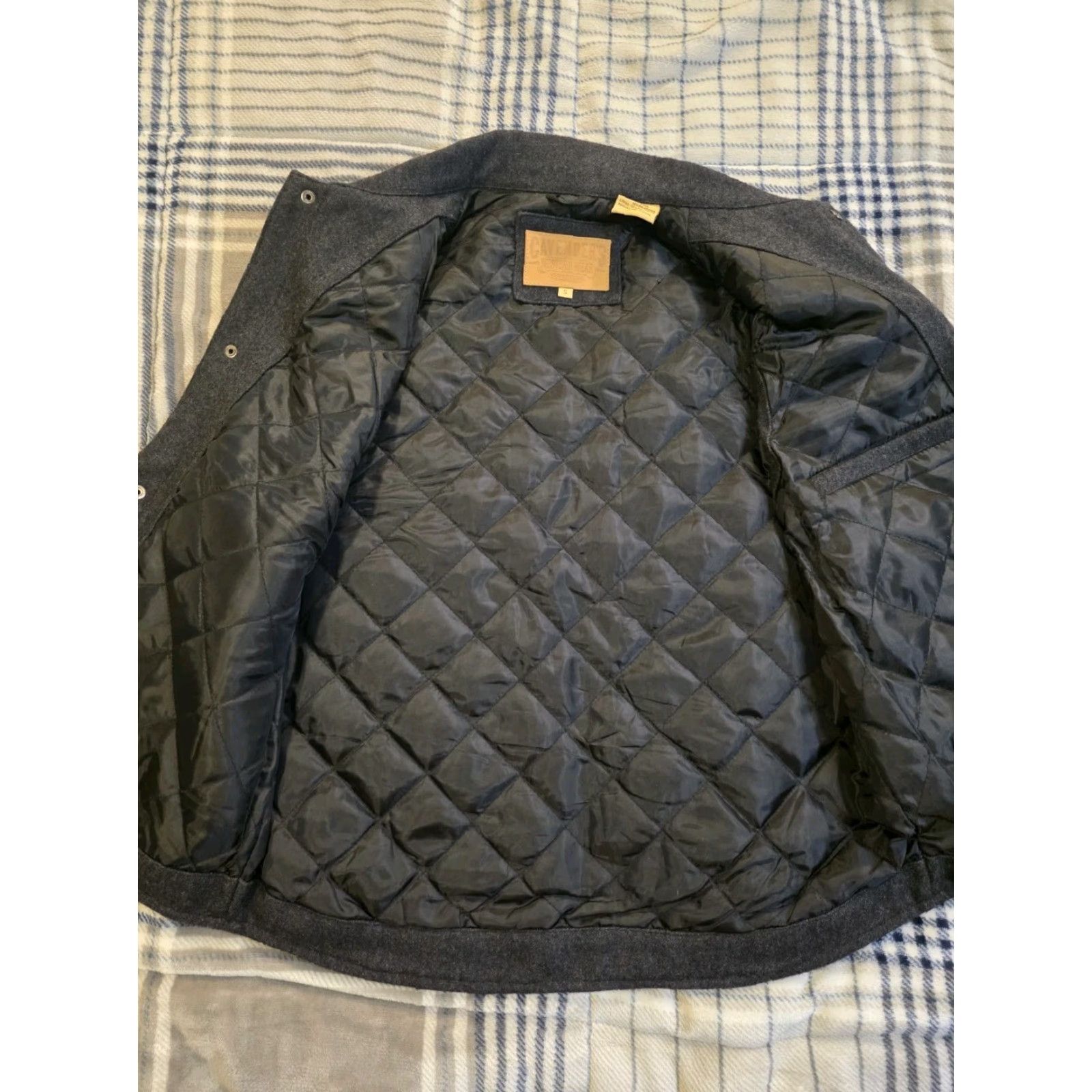 Vintage VINTAGE Cavenders Western Wear Quilt Lined Wool Vest Snap Mackinaw Gray Men's S NWOT Size US S / EU 44-46 / 1 - 3 Thumbnail