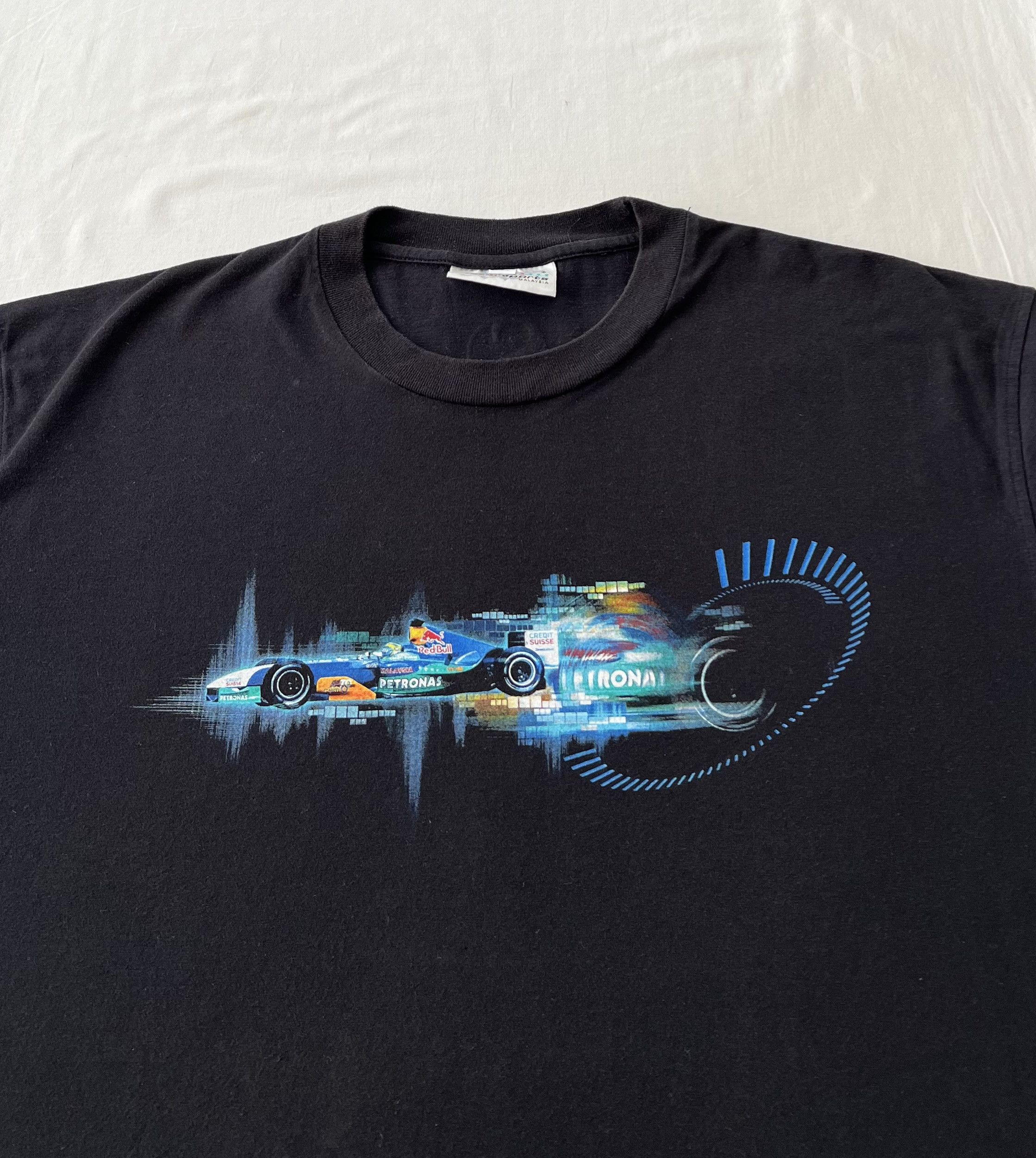 Formula 1 Vintage 2000s Sauber Petronas Malaysia F1 Formula 1 T-shirt Size US XL / EU 56 / 4 - 3 Thumbnail