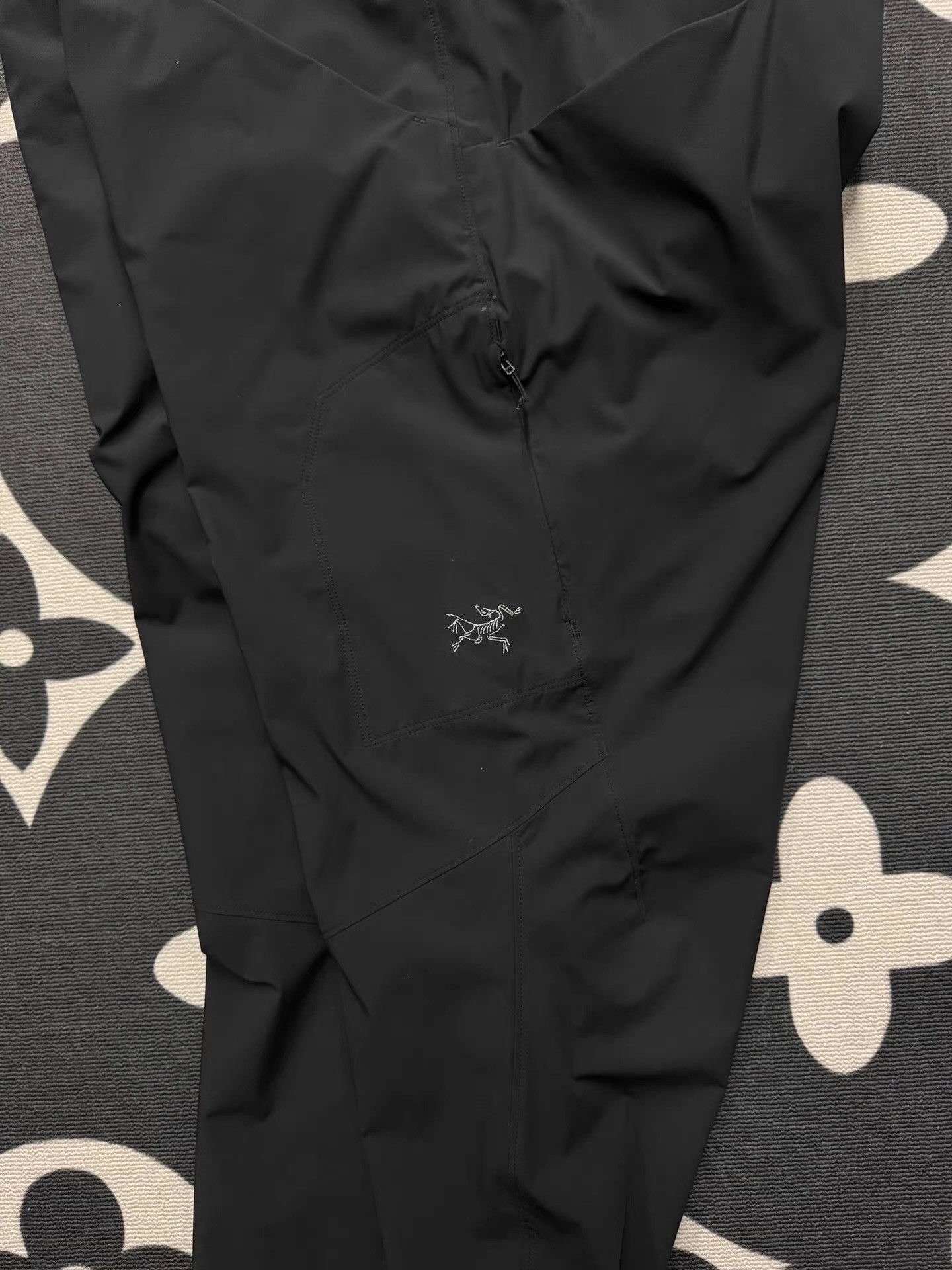 Arc'teryx Arc'teryx Black Straight-Leg Quick-Dry Pants Q10 Size US 38 / EU 54 - 3 Thumbnail