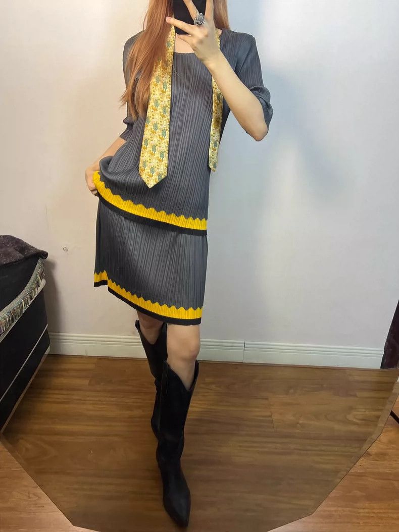 Other Issey Miyake size:5 Pencil grey skirt Size 42" / US 20 - 9 Thumbnail