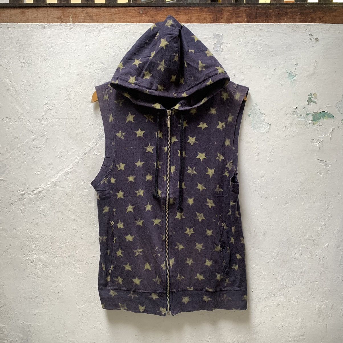 Japanese Brand SLEEVELESS HOODIE VEST STAR PATTERN Size US M / EU 48-50 / 2 - 1 Thumbnail
