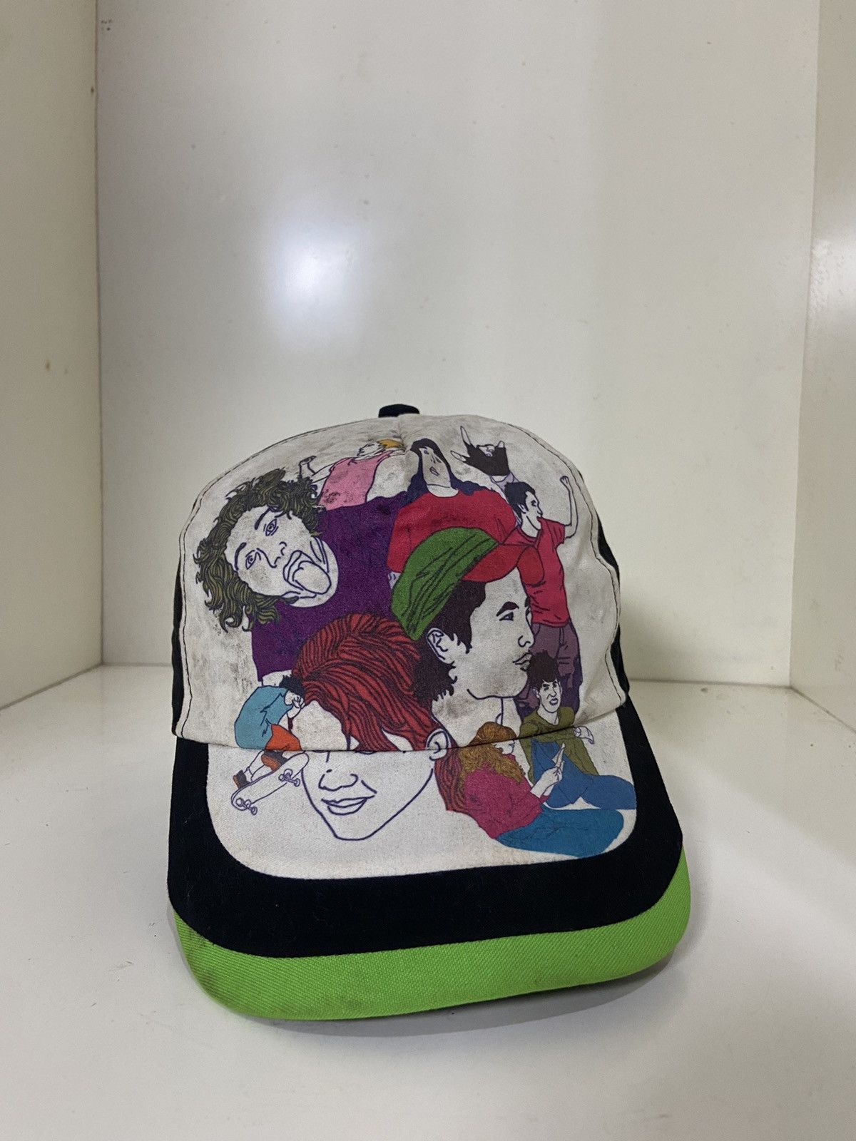 Japanese Brand × Le Grande Bleu (L.G.B.) vintage Y2K hat caricature image Size ONE SIZE - 1 Thumbnail