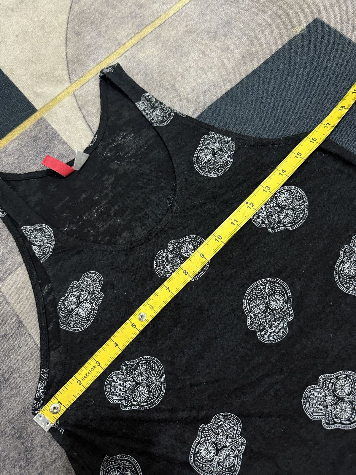 If Six Was Nine DIVIDED Y2K SKULL TANK TOP Size M / US 6-8 / IT 42-44 - 13 Thumbnail