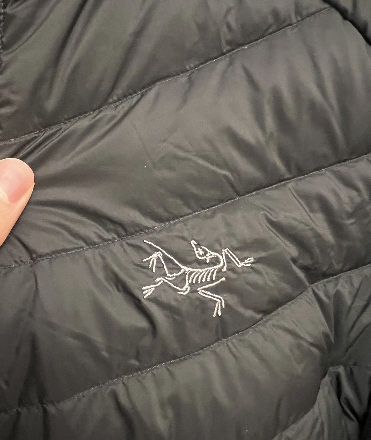 Arc'teryx Arc'teryx lightweight goose down hooded down jacket Size US S / EU 44-46 / 1 - 3 Thumbnail