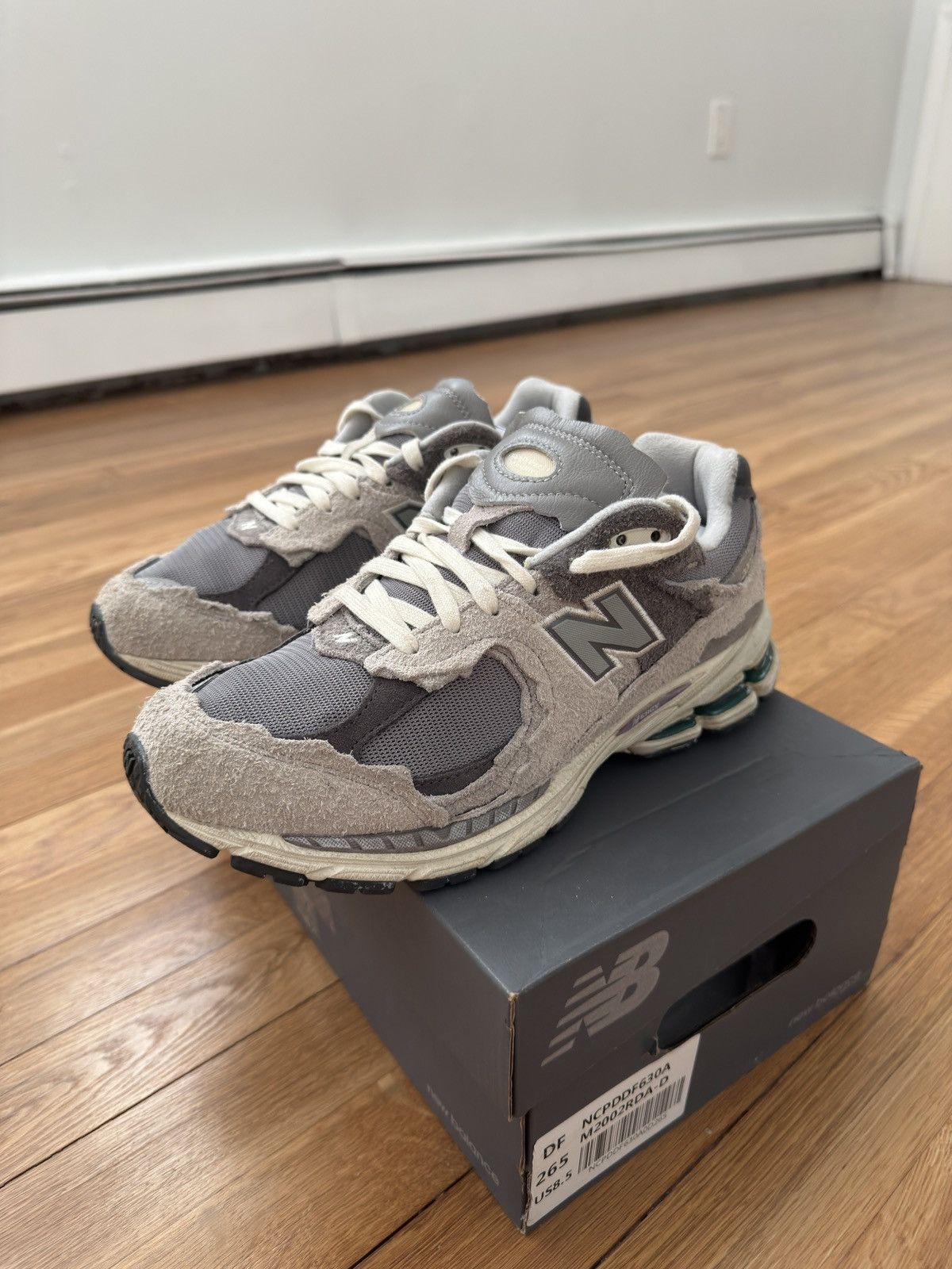 New Balance New Balance 2002R “Rain Cloud” Protection Pack – VNDS Size US 8.5 / EU 41-42 - 1 Thumbnail