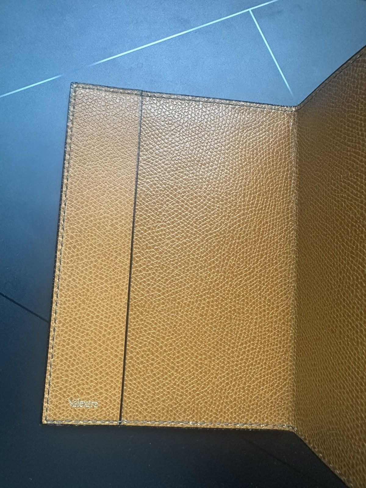 Valextra New Valextra Leather Passport Holder Cover Made In Italy Size ONE SIZE - 6 Thumbnail