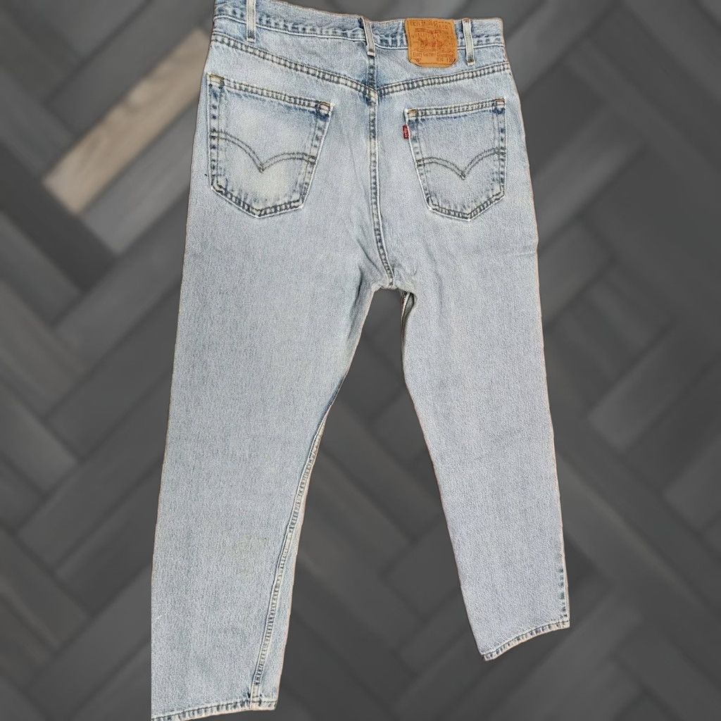 Levi's VINTAGE Levi's 505 Jeans Men 36x30 Blue Denim Regular Straight USA MADE 90s Theme Boys? Girls? Size US 36 / EU 52 - 1 Thumbnail