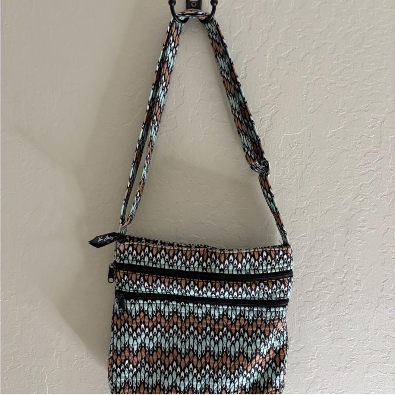 Other Vera Bradley Vibrant Patterned Crossbody Bag Size ONE SIZE - 2 Thumbnail