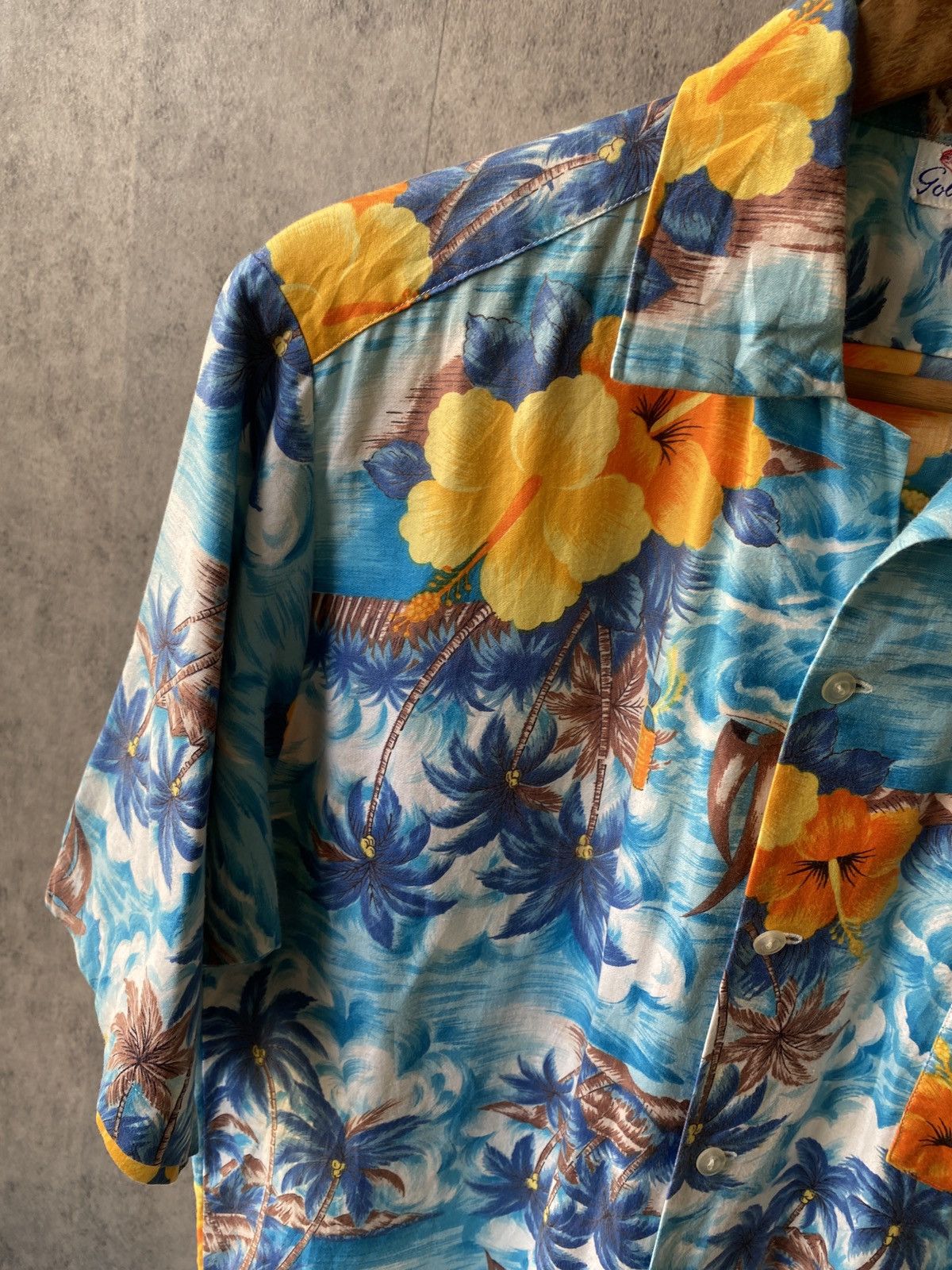 Japanese Brand Vintage 60s/70s Gold Fish Japan Hawaiian Shirt Size US M / EU 48-50 / 2 - 7 Thumbnail