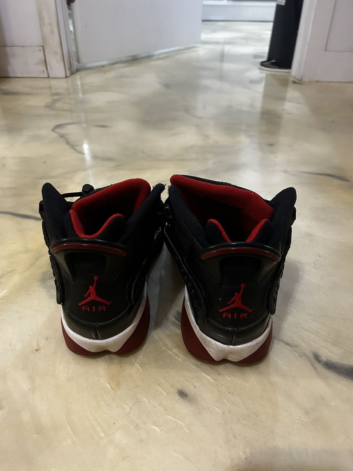 Jordan Brand air jordan 11 retro black and red Size US 6.5 / IT 36.5 - 3 Thumbnail