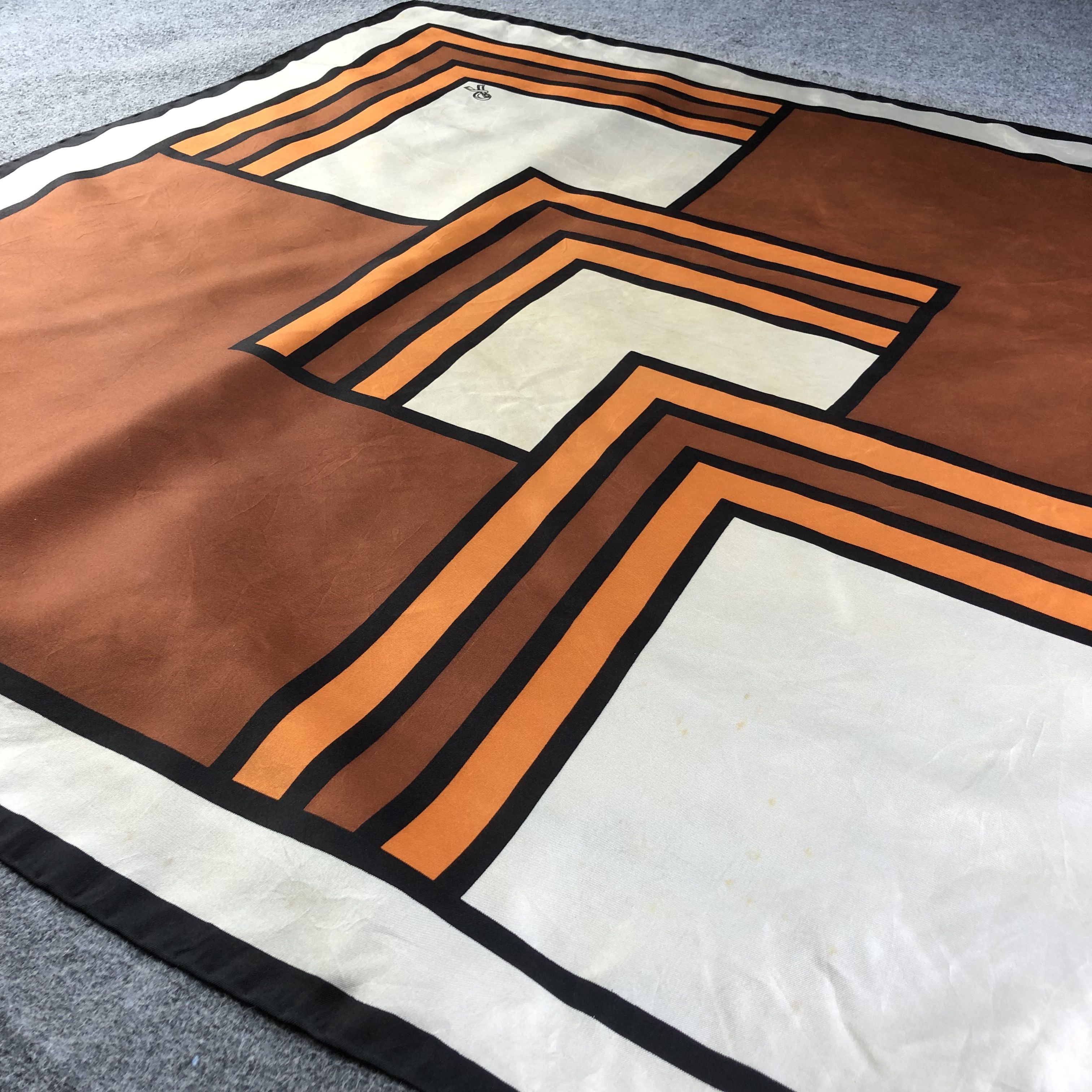 Roberta di Camerino Vintage Roberta di Camerino Silk Scarf M939 Size ONE SIZE - 3 Thumbnail
