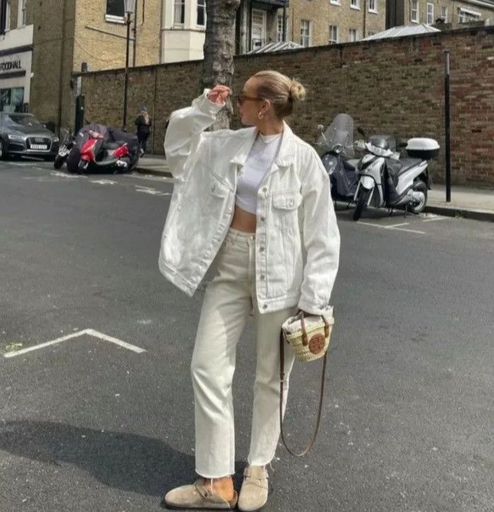 Dries Van Noten Dries van noten White denim jacket clip 2412-Nextarrow Size US M / EU 48-50 / 2 - 6 Thumbnail