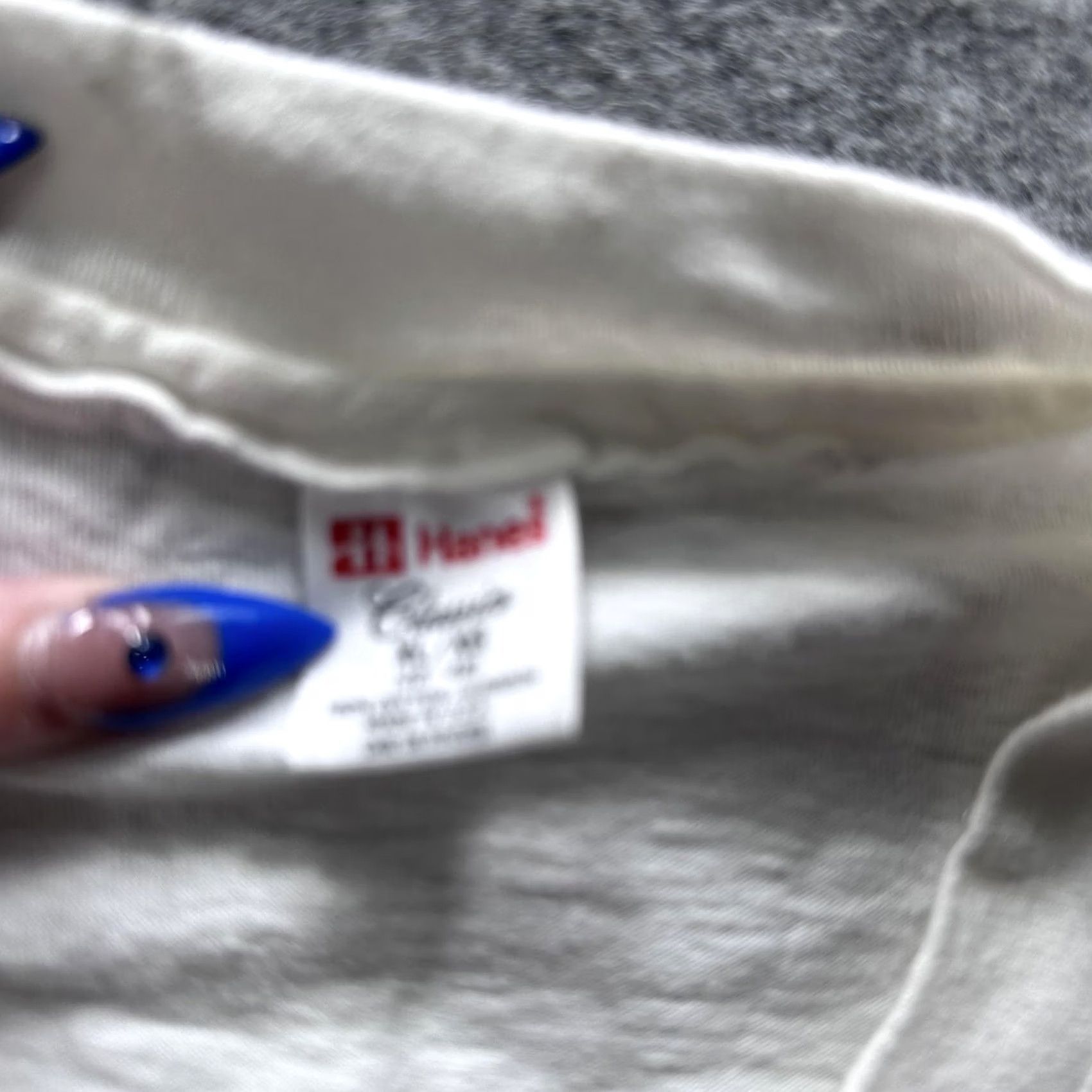 Hanes VINTAGE Hanes Shirt Mens L White Crew Neck Tee Size US L / EU 52-54 / 3 - 4 Thumbnail