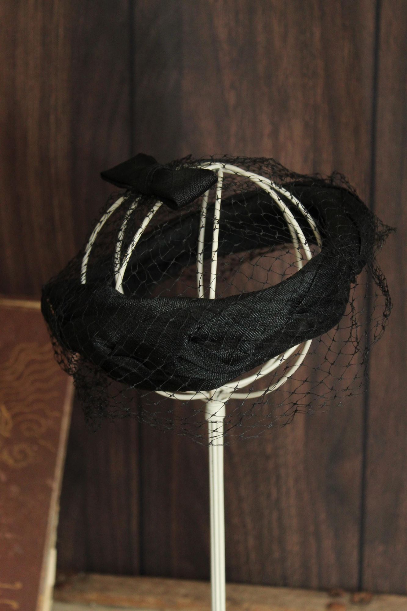 Vintage Vintage 1950s Hat, Black Silk Fascinator With Veil, Milliner Size ONE SIZE - 4 Thumbnail
