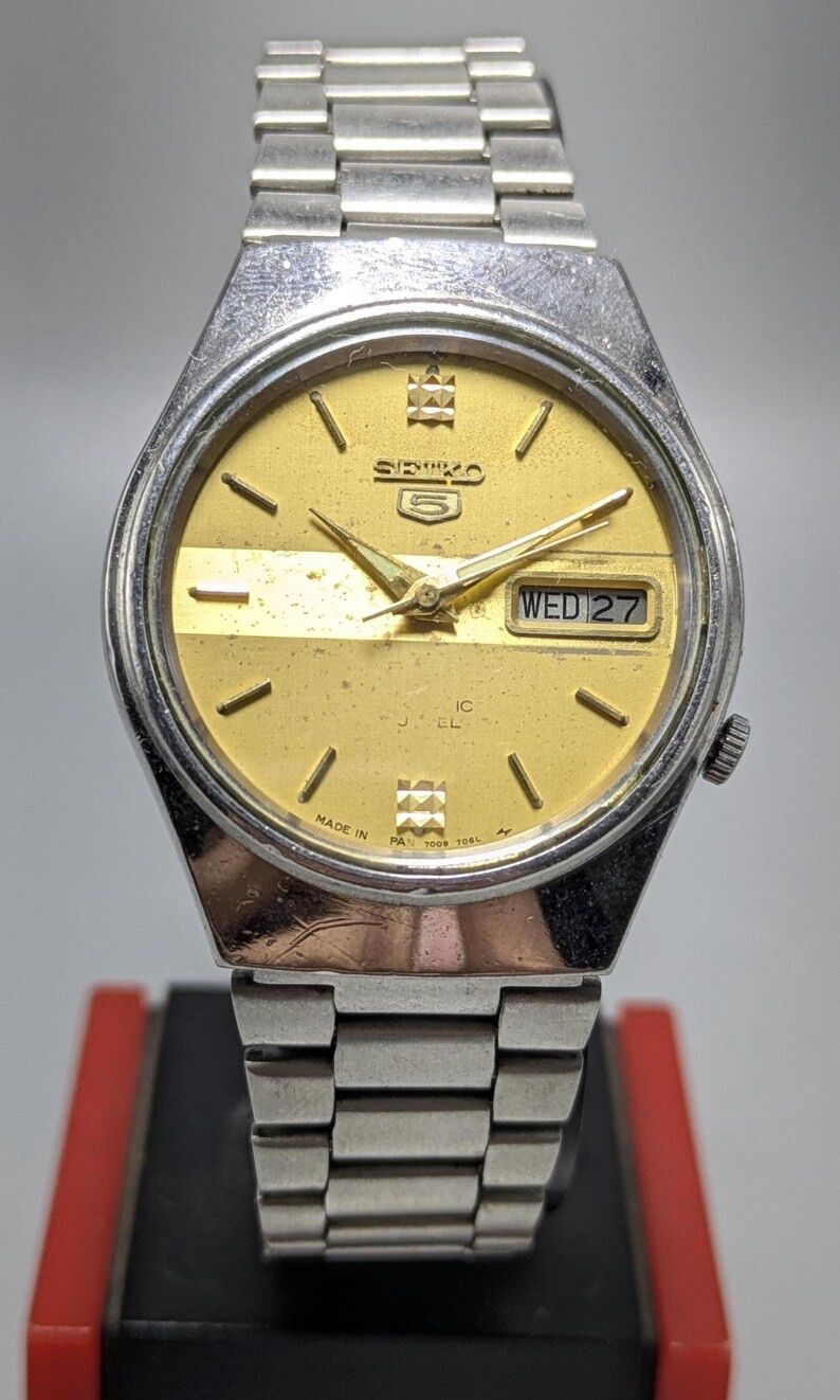 Rare Vintage Seiko 5 Automatic Day Date Movement