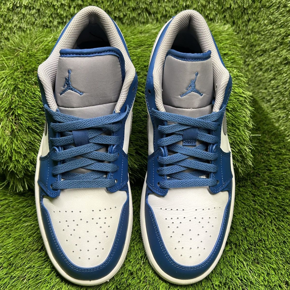 Jordan Brand Jordan 1 Low “True Blue Cement” Size US 9 / EU 42 - 3 Thumbnail
